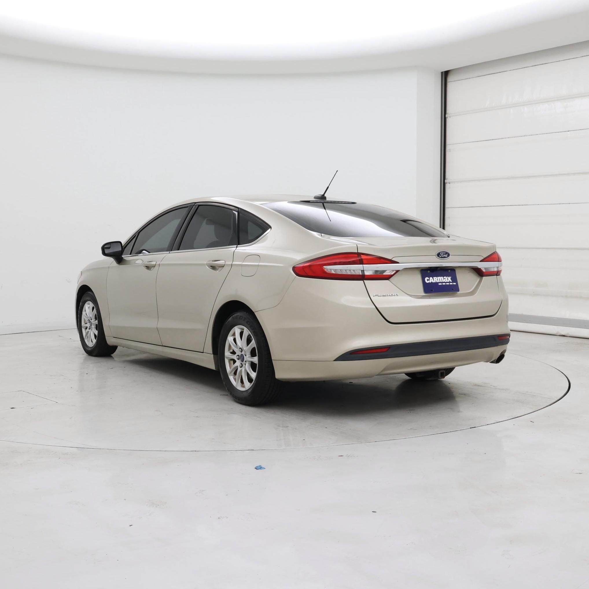 Thumbnail: 2017 Ford Fusion - 2