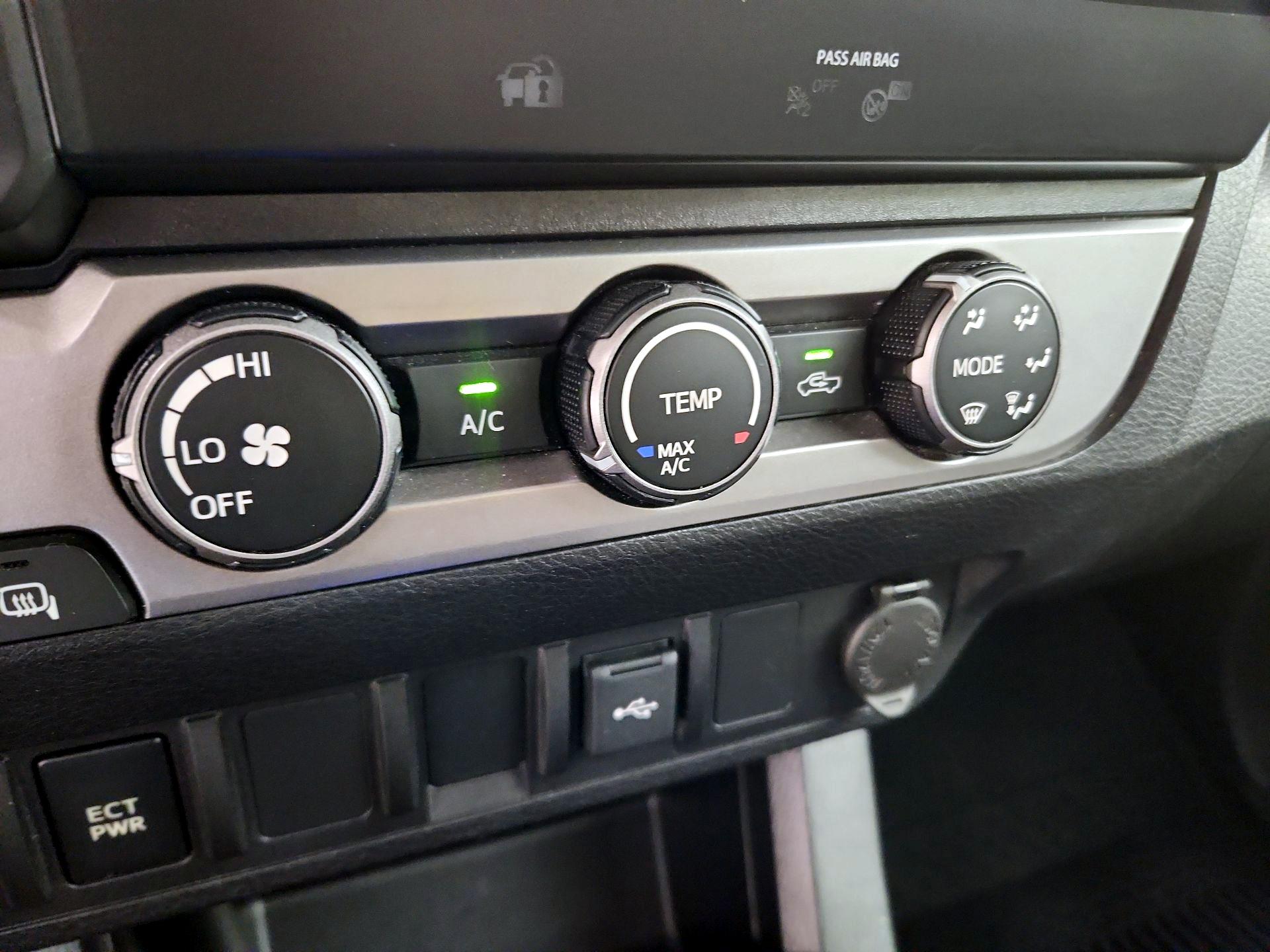 Thumbnail: 2020 Toyota Tacoma - 16