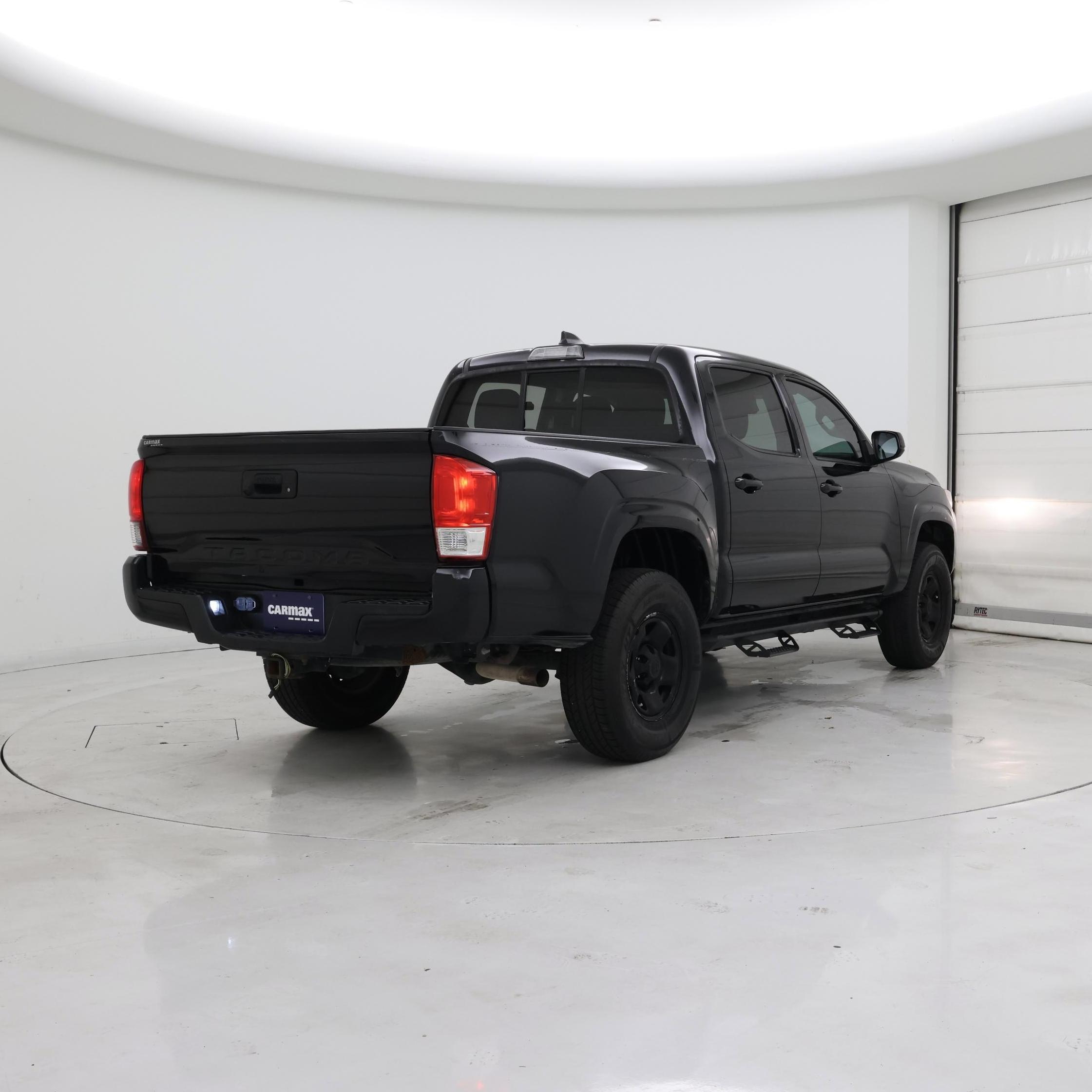 Thumbnail: 2020 Toyota Tacoma - 8