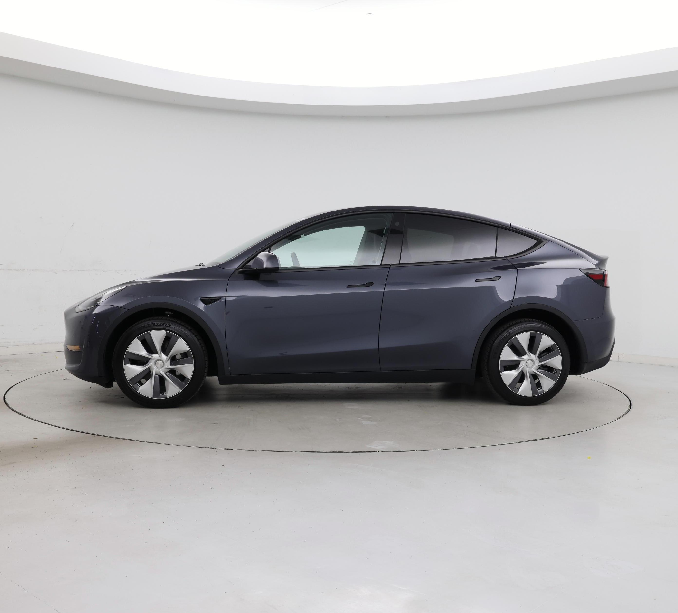 Thumbnail: 2022 Tesla Model Y - 3