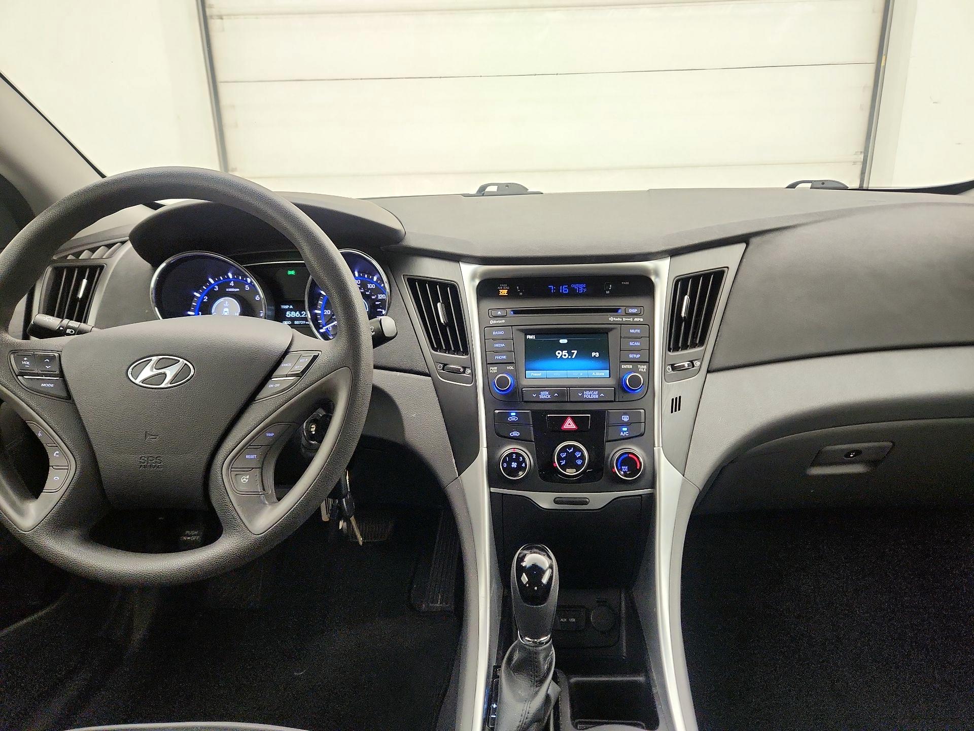 Thumbnail: 2014 Hyundai Sonata - 9