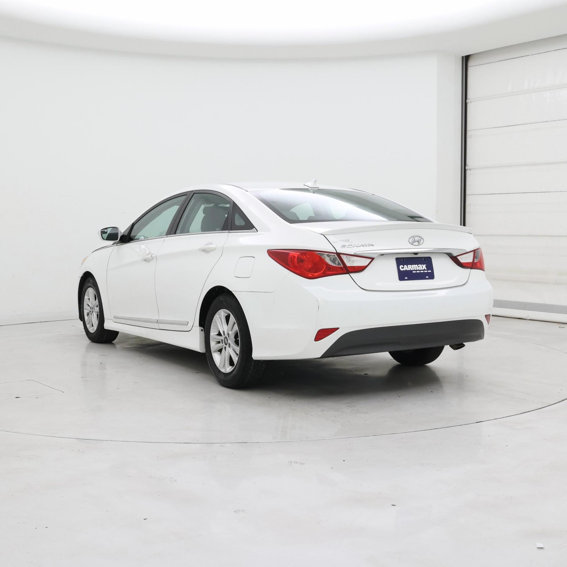Thumbnail: 2014 Hyundai Sonata - 2