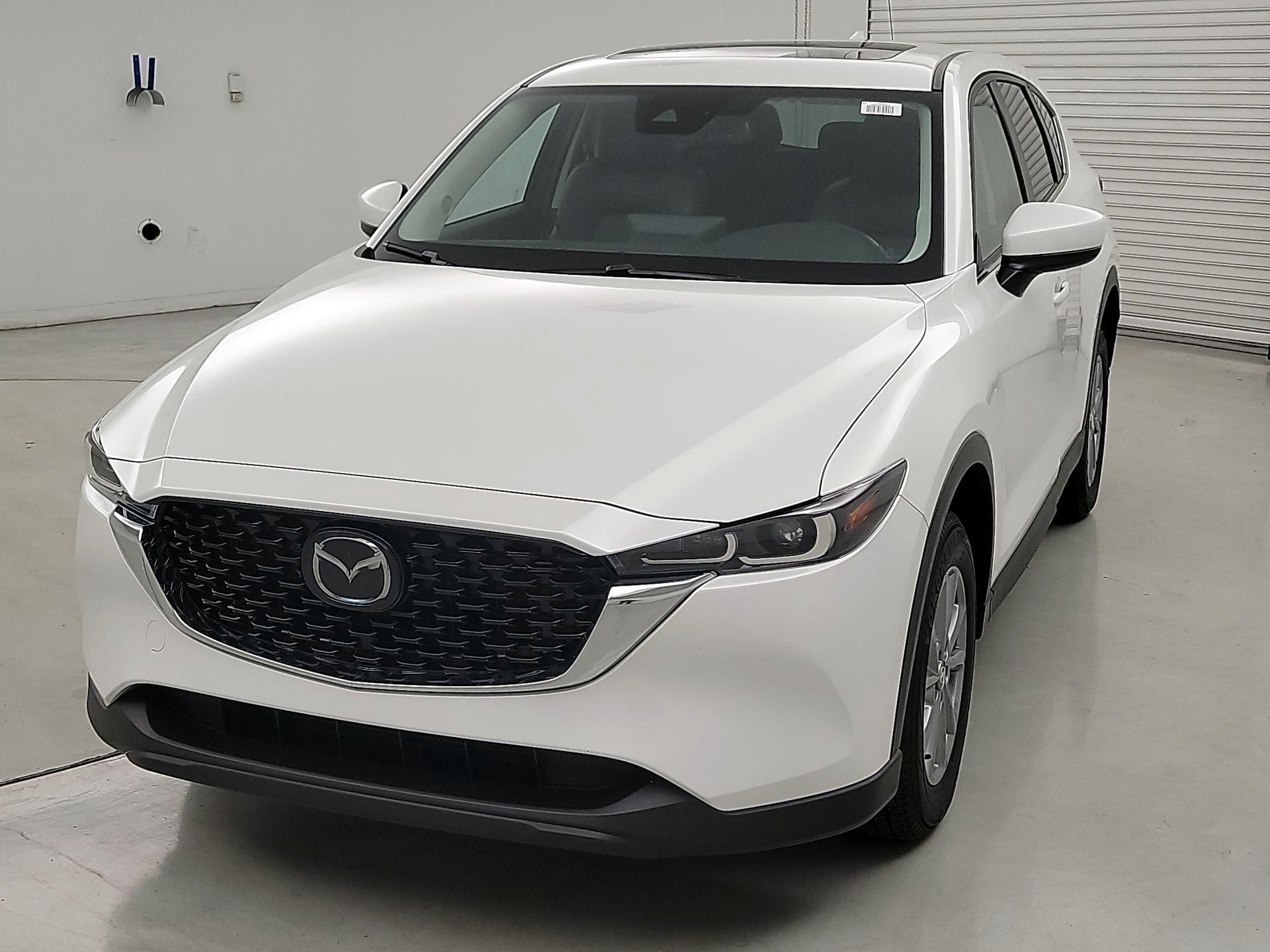 Thumbnail: 2023 Mazda CX-5 - 3