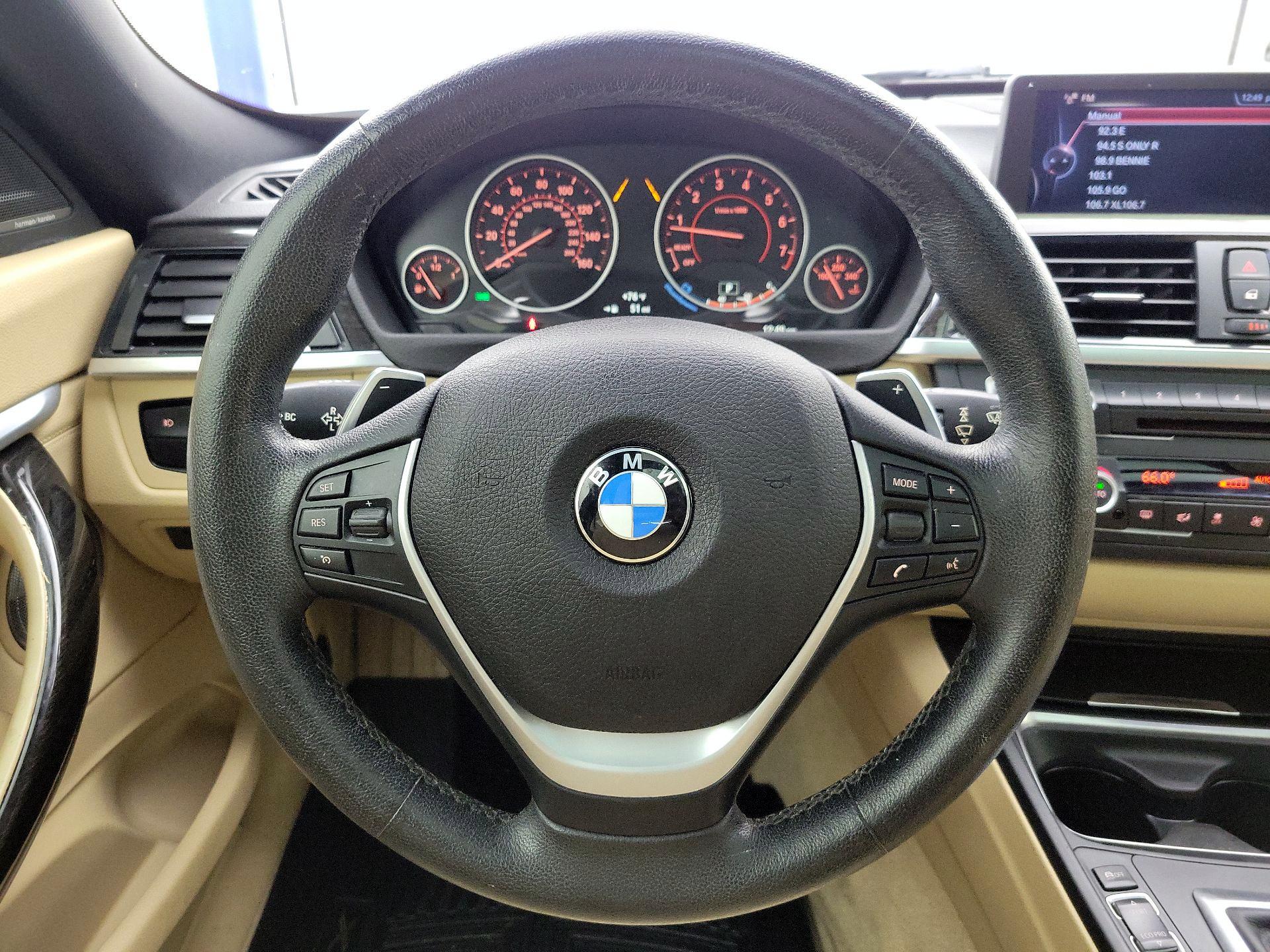 Thumbnail: 2015 BMW 3 Series - 10