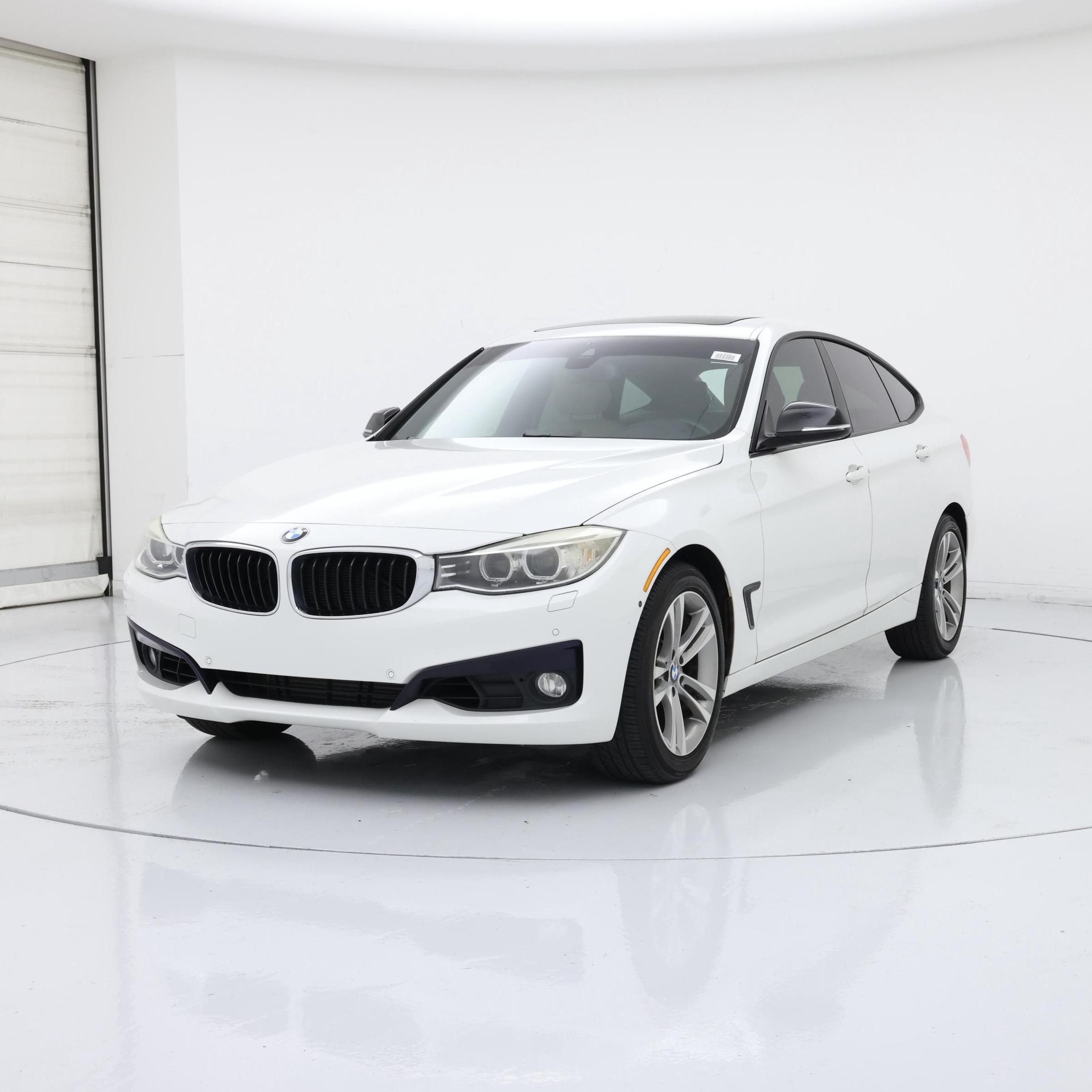 Thumbnail: 2015 BMW 3 Series - 4