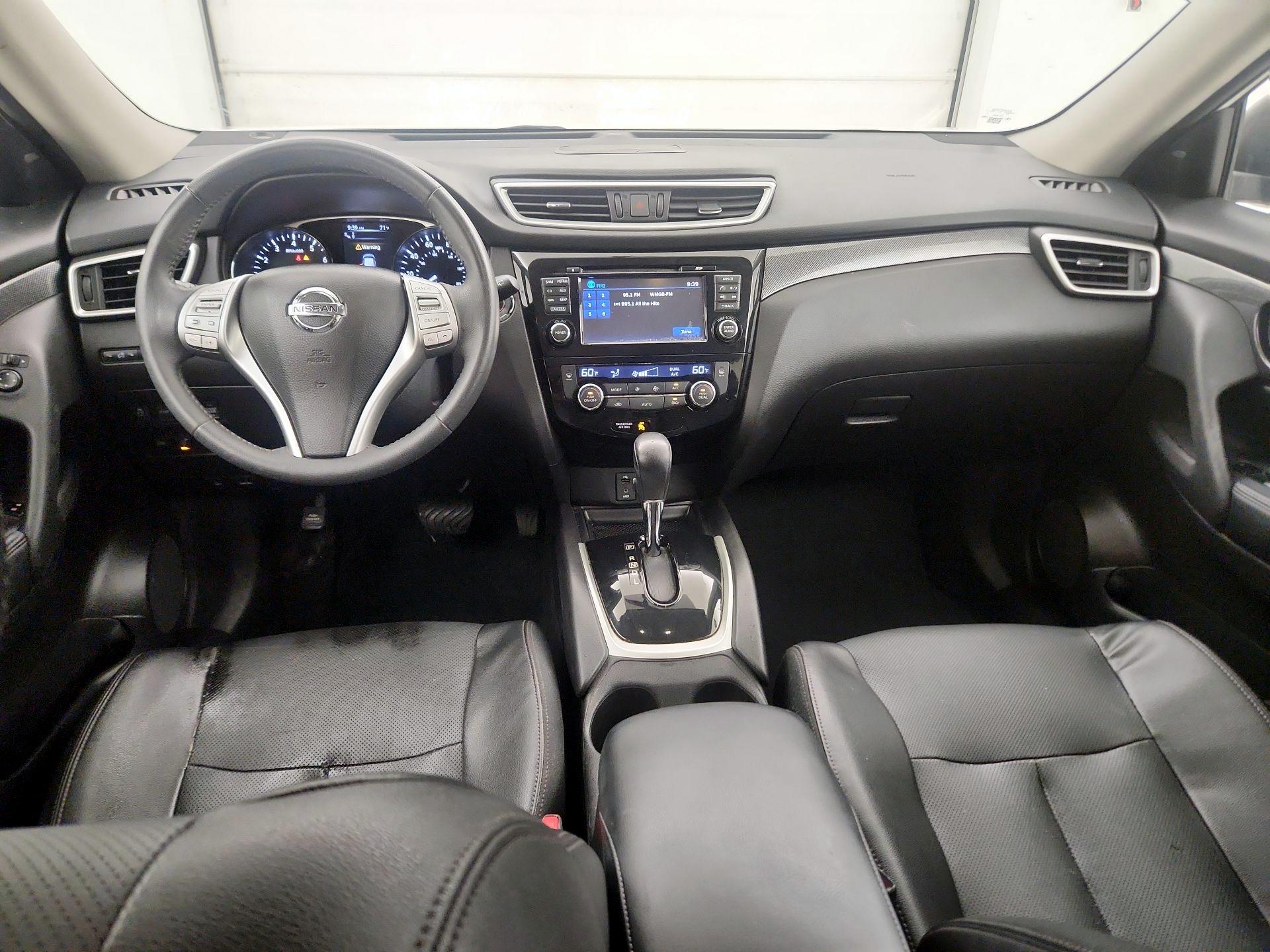 Thumbnail: 2016 Nissan Rogue - 9