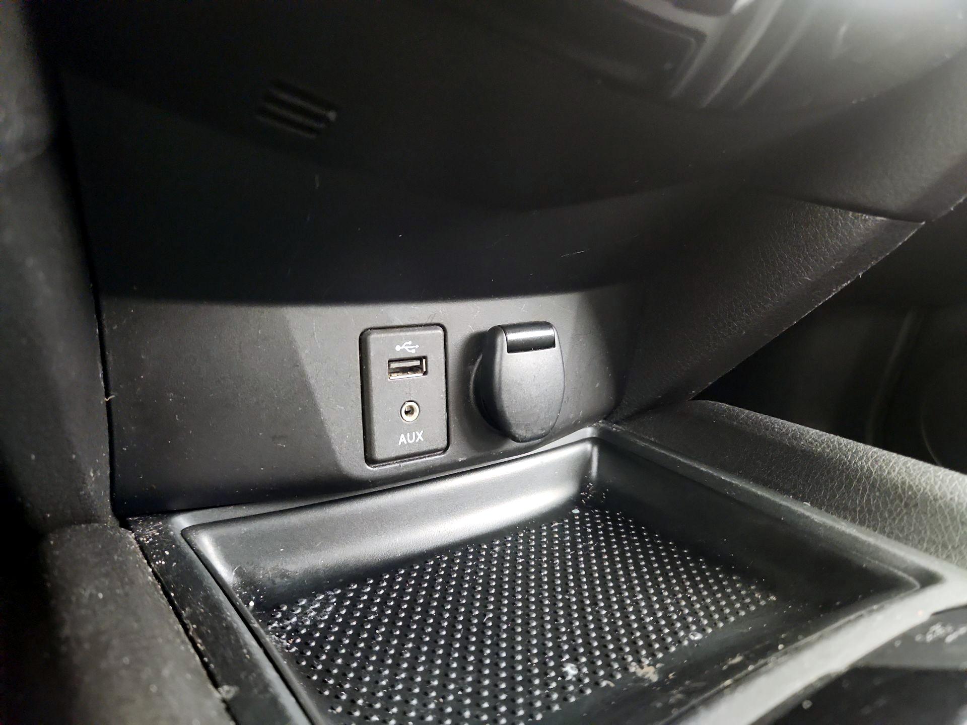 Thumbnail: 2016 Nissan Rogue - 19