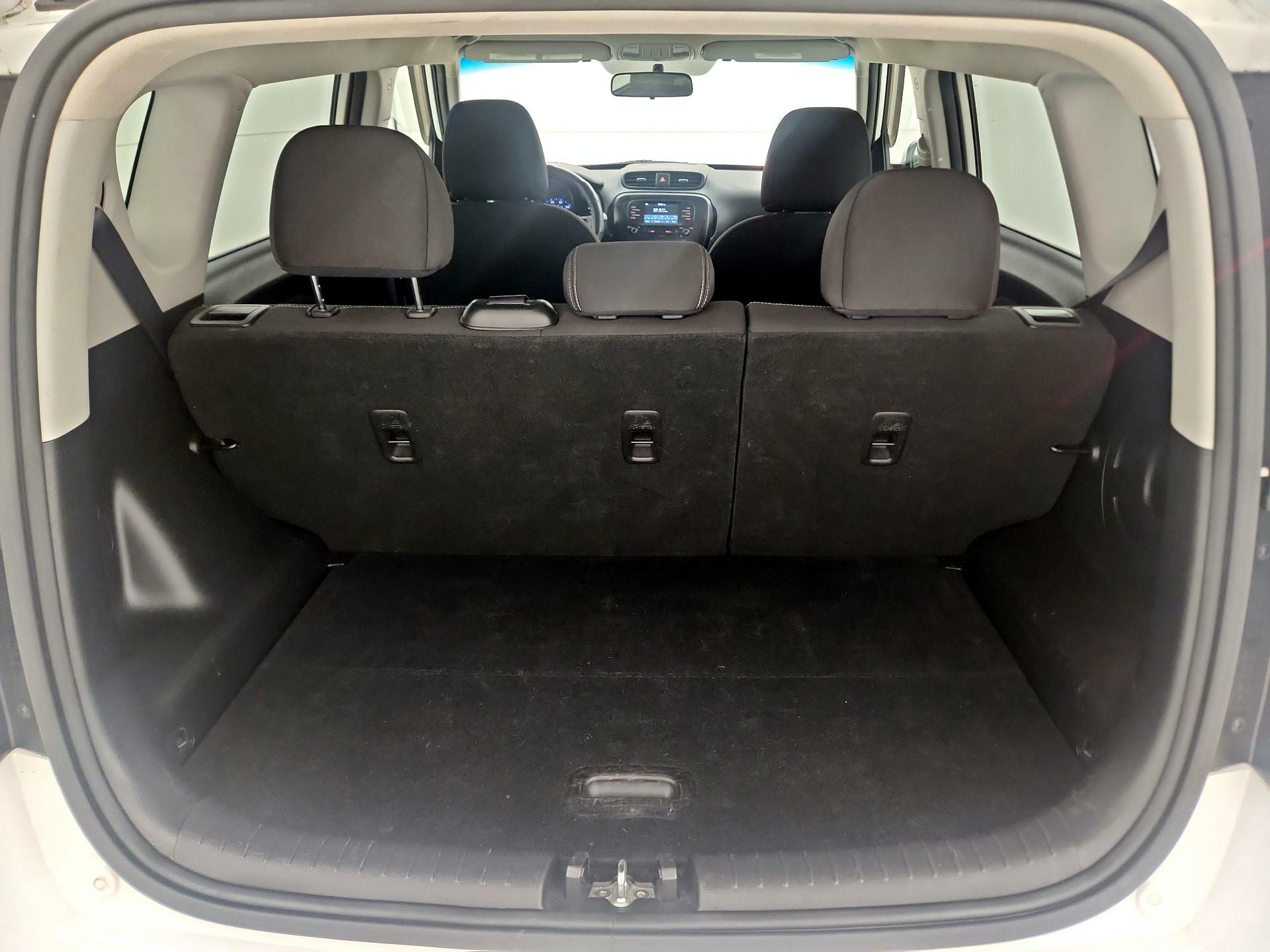 Thumbnail: 2019 Kia Soul - 20