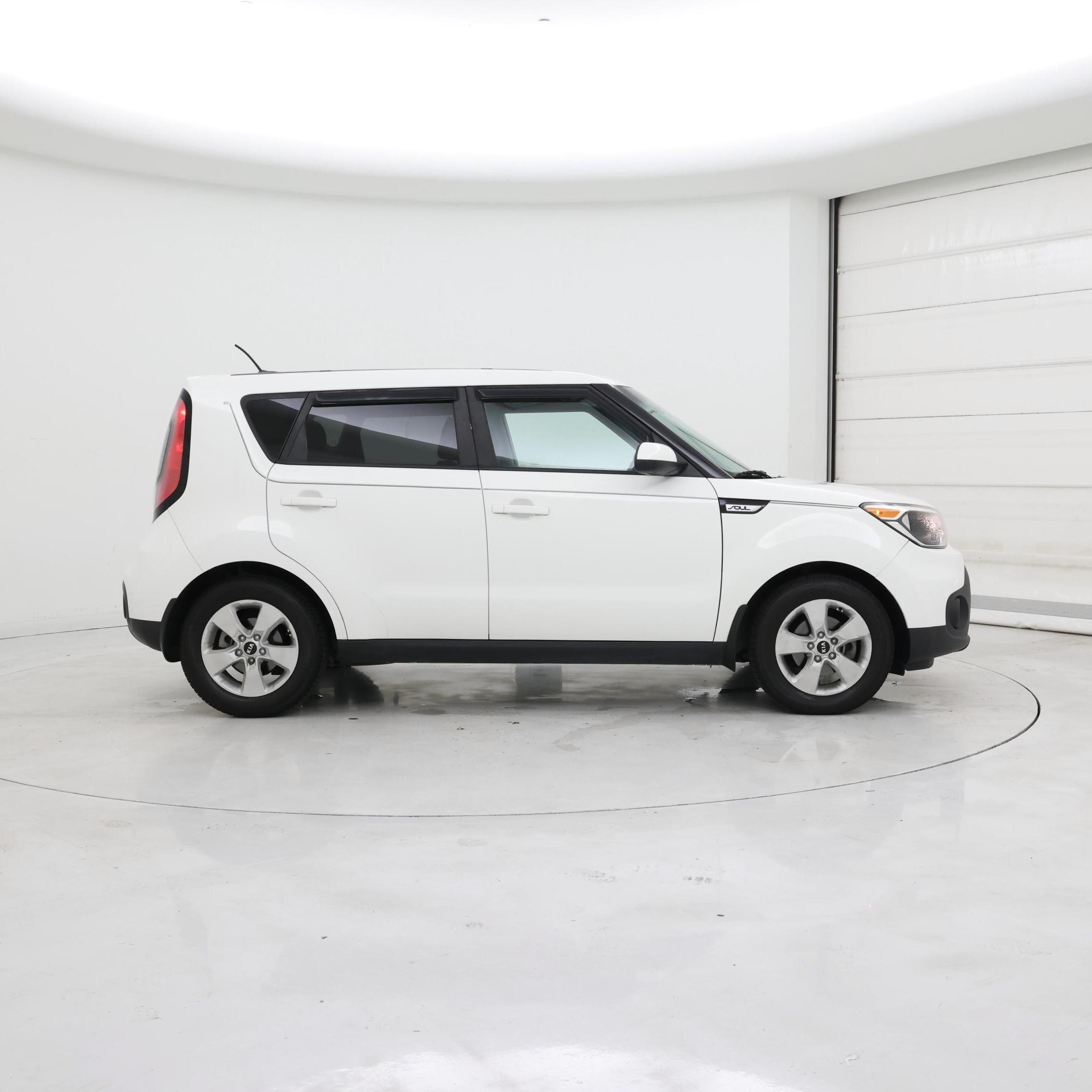 Thumbnail: 2019 Kia Soul - 7