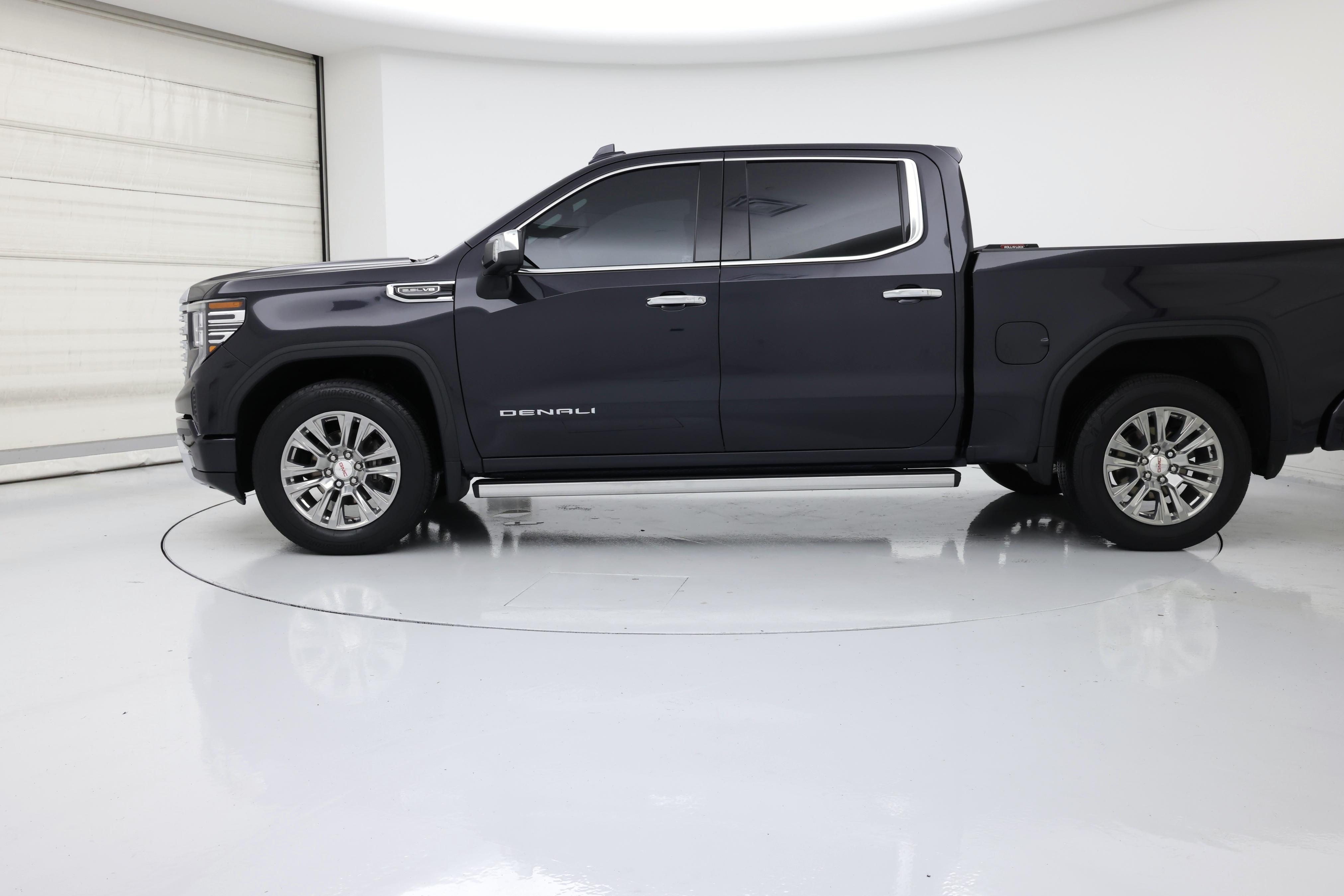 Thumbnail: 2023 GMC Sierra 1500 - 3