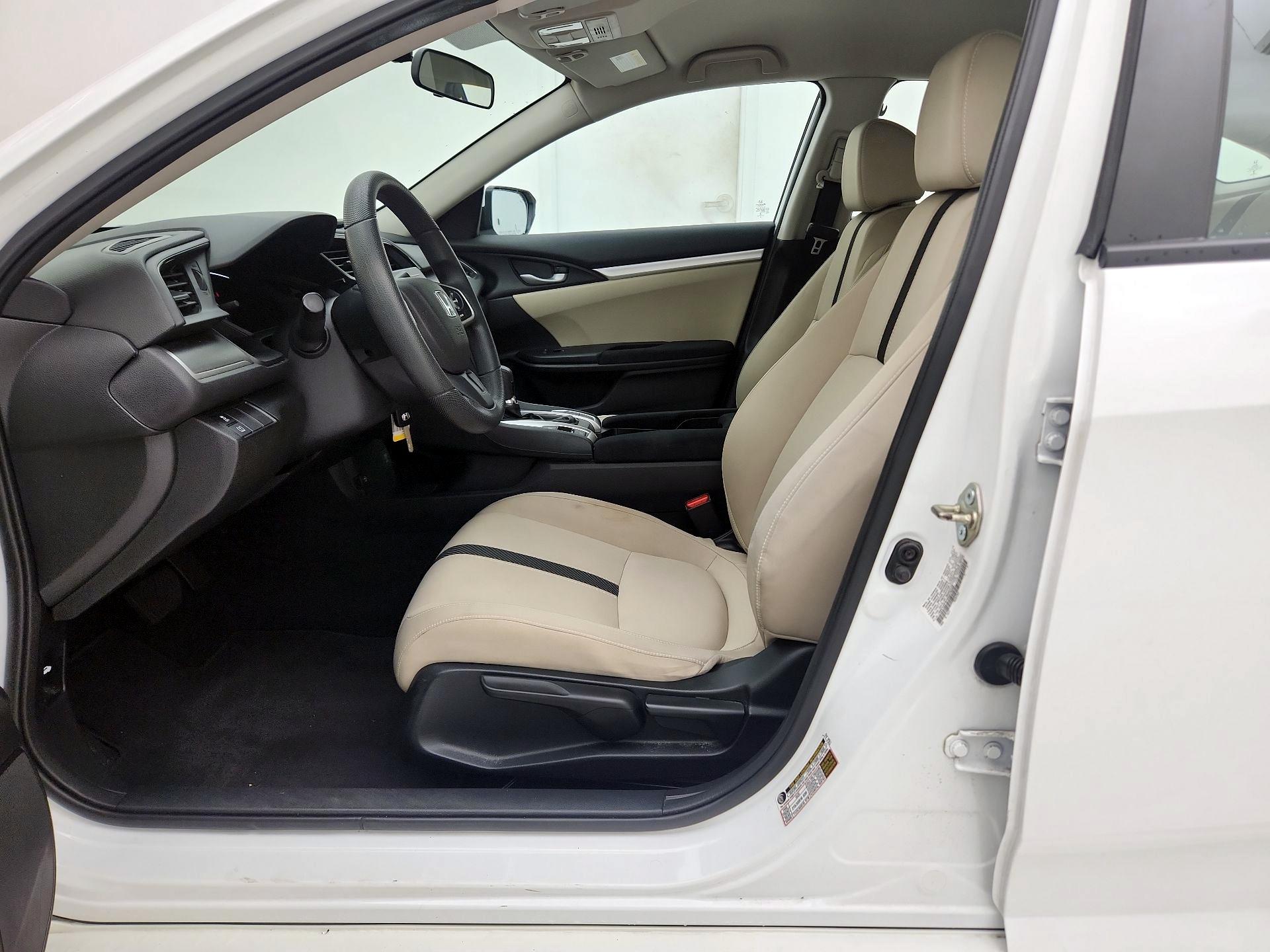 Thumbnail: 2016 Honda Civic - 11