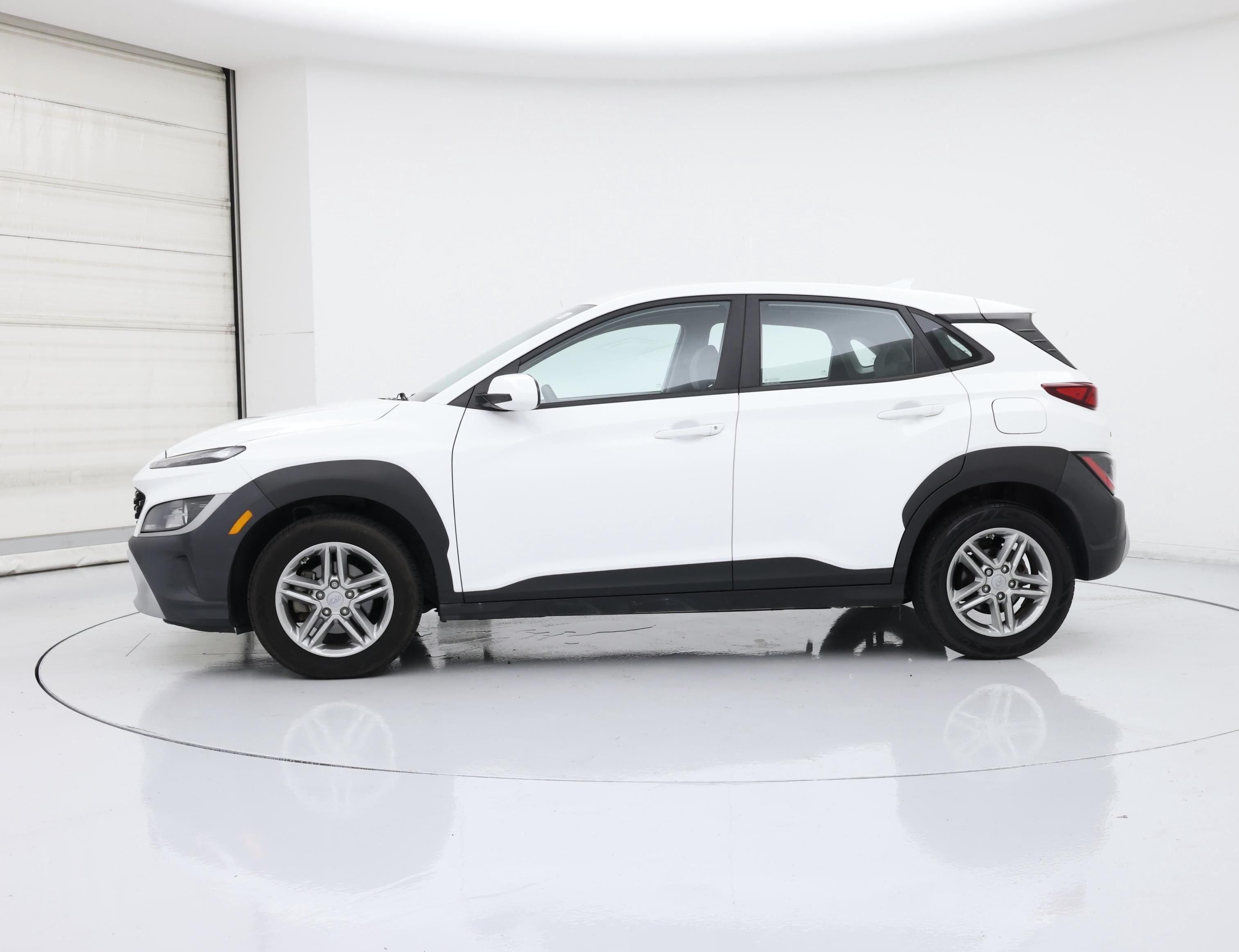 Thumbnail: 2022 Hyundai Kona - 3