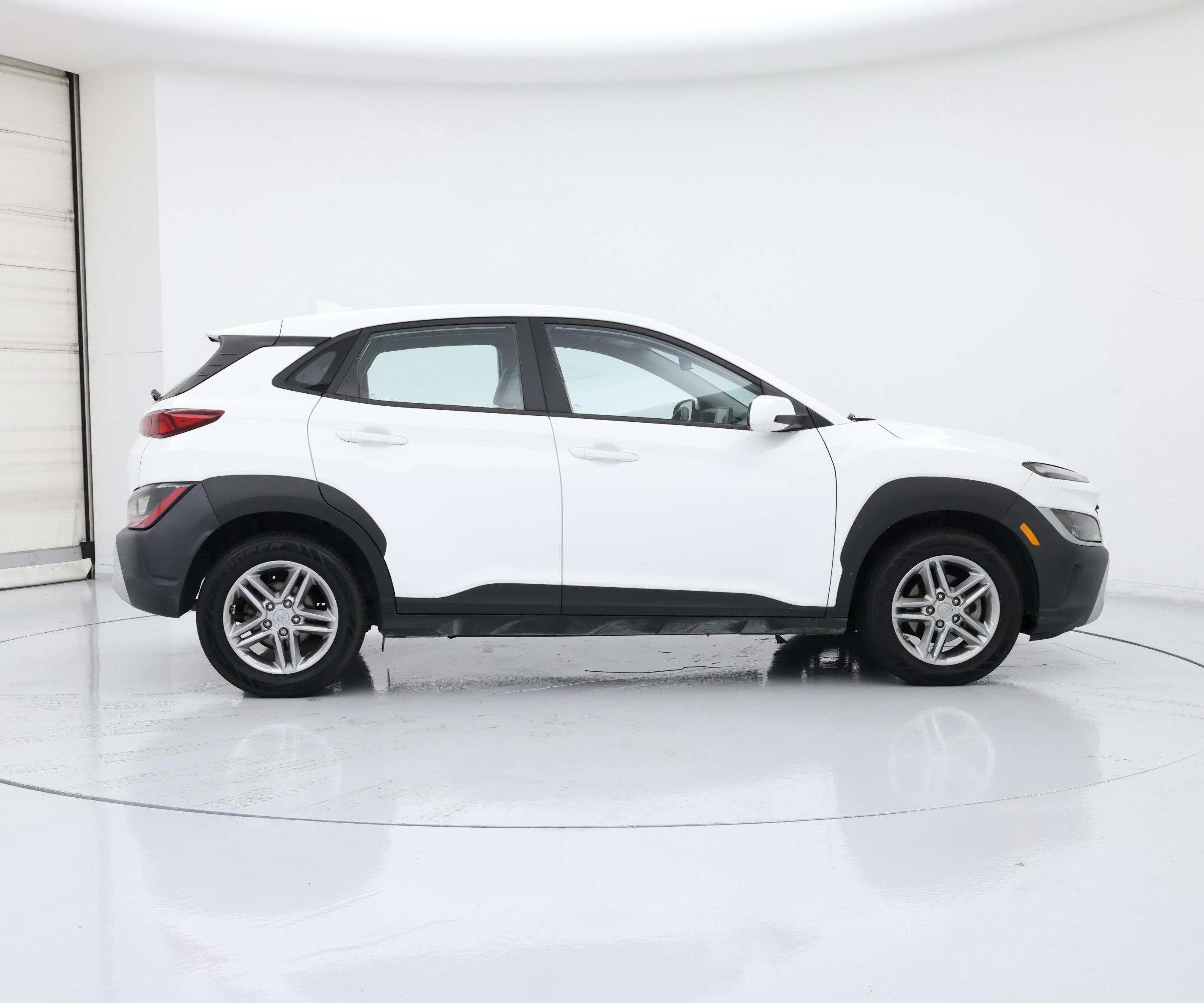 Thumbnail: 2022 Hyundai Kona - 7