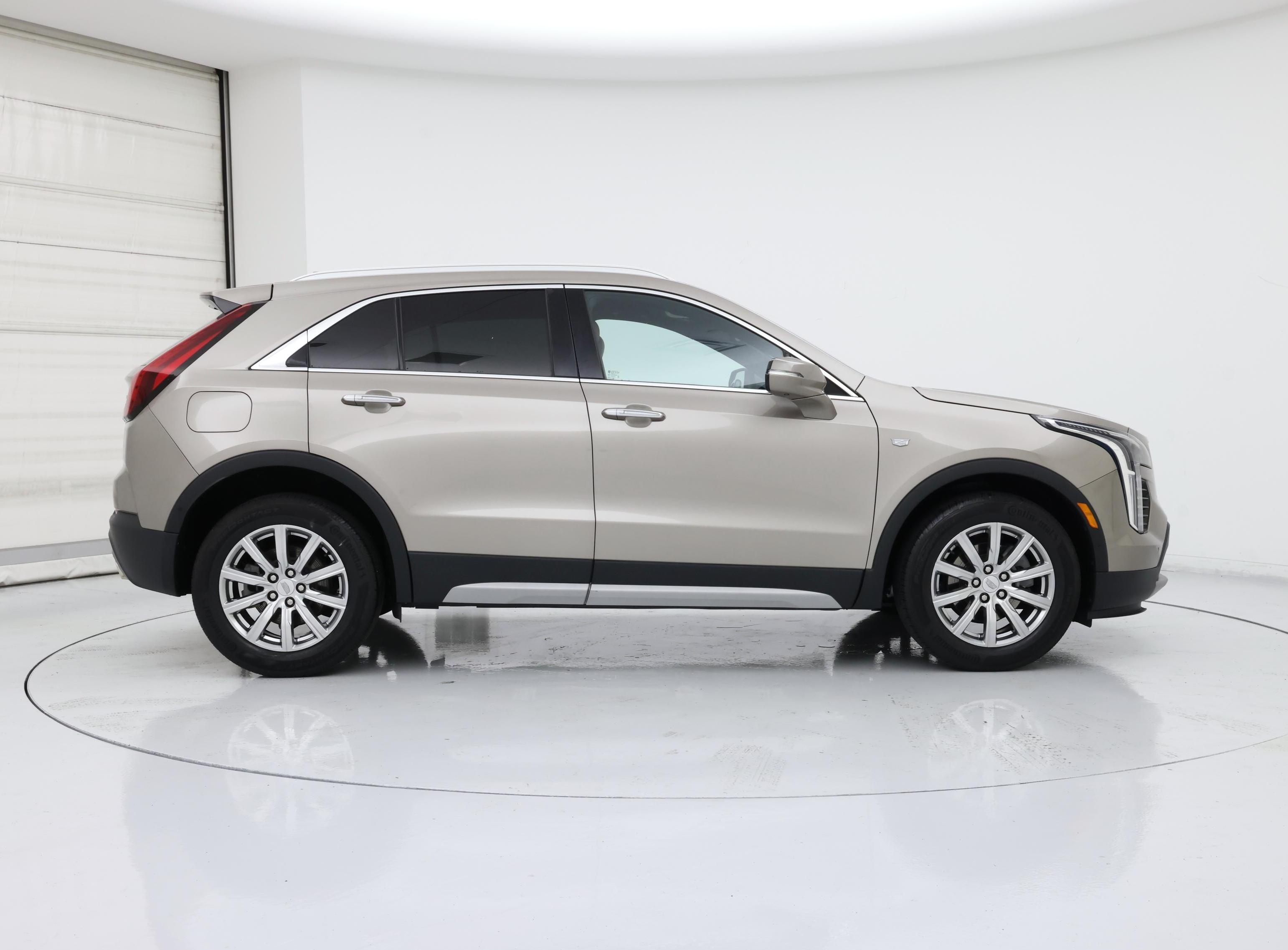 Thumbnail: 2022 Cadillac XT4 - 7