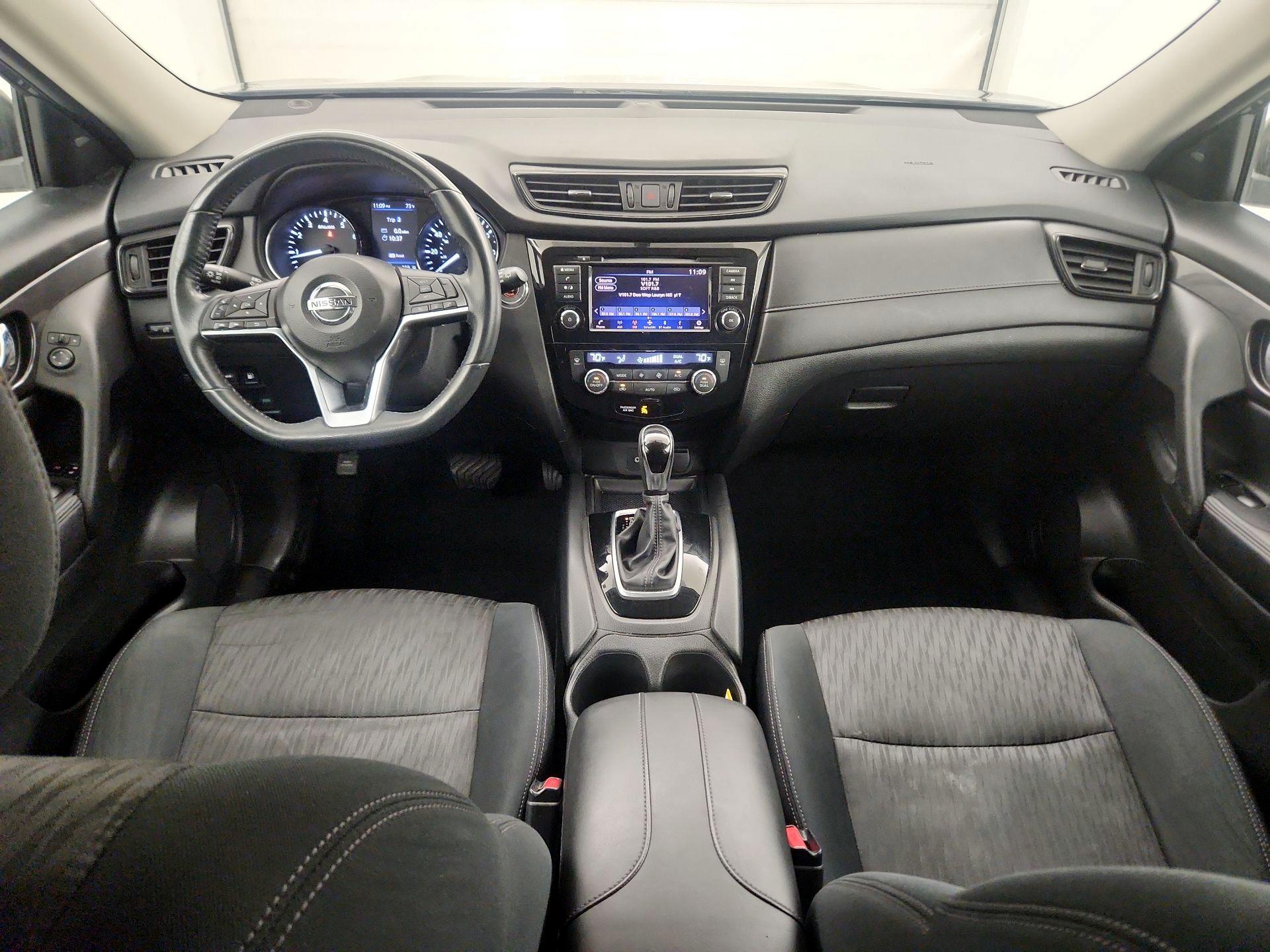 Thumbnail: 2018 Nissan Rogue - 9