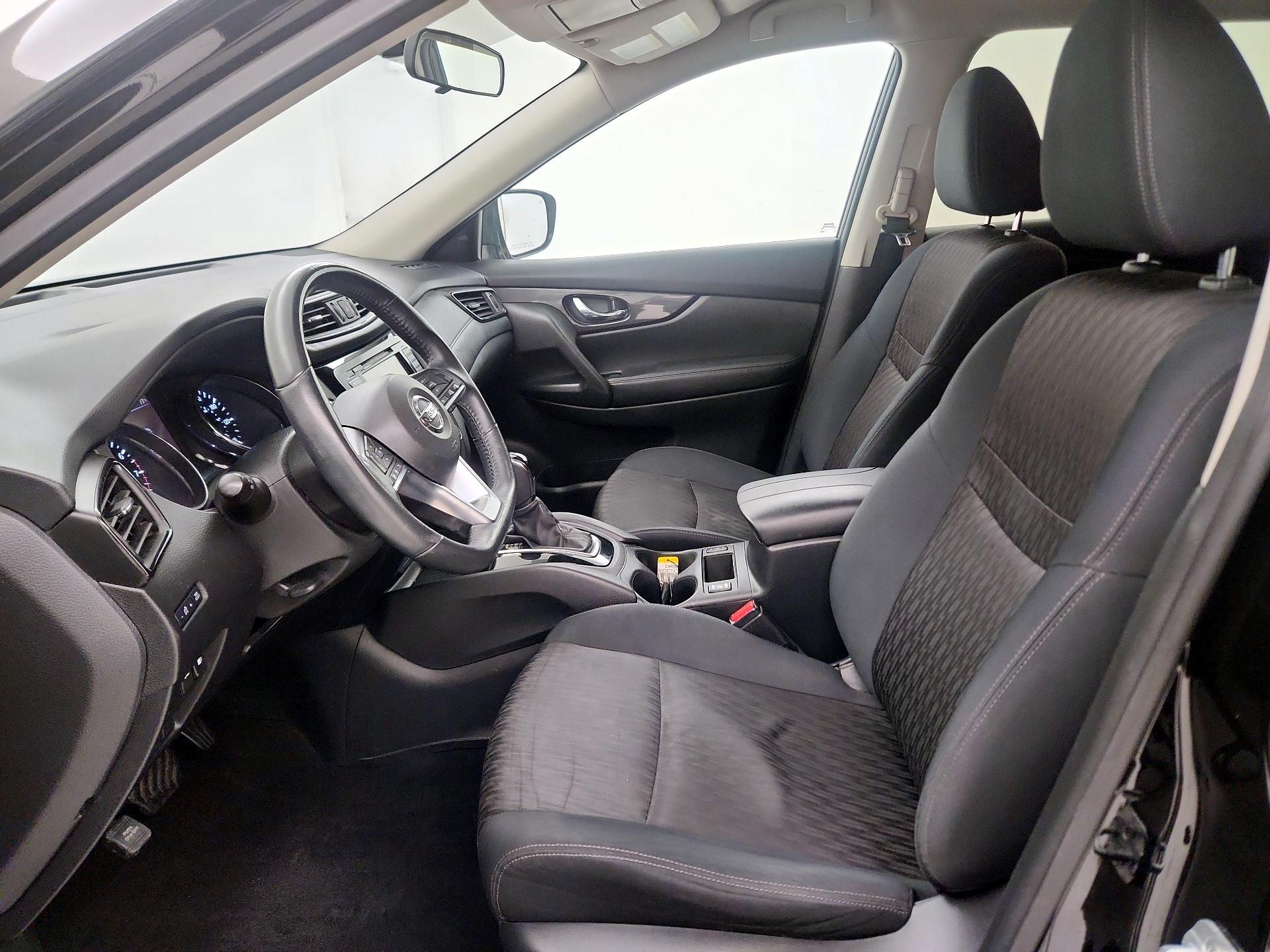 Thumbnail: 2018 Nissan Rogue - 11