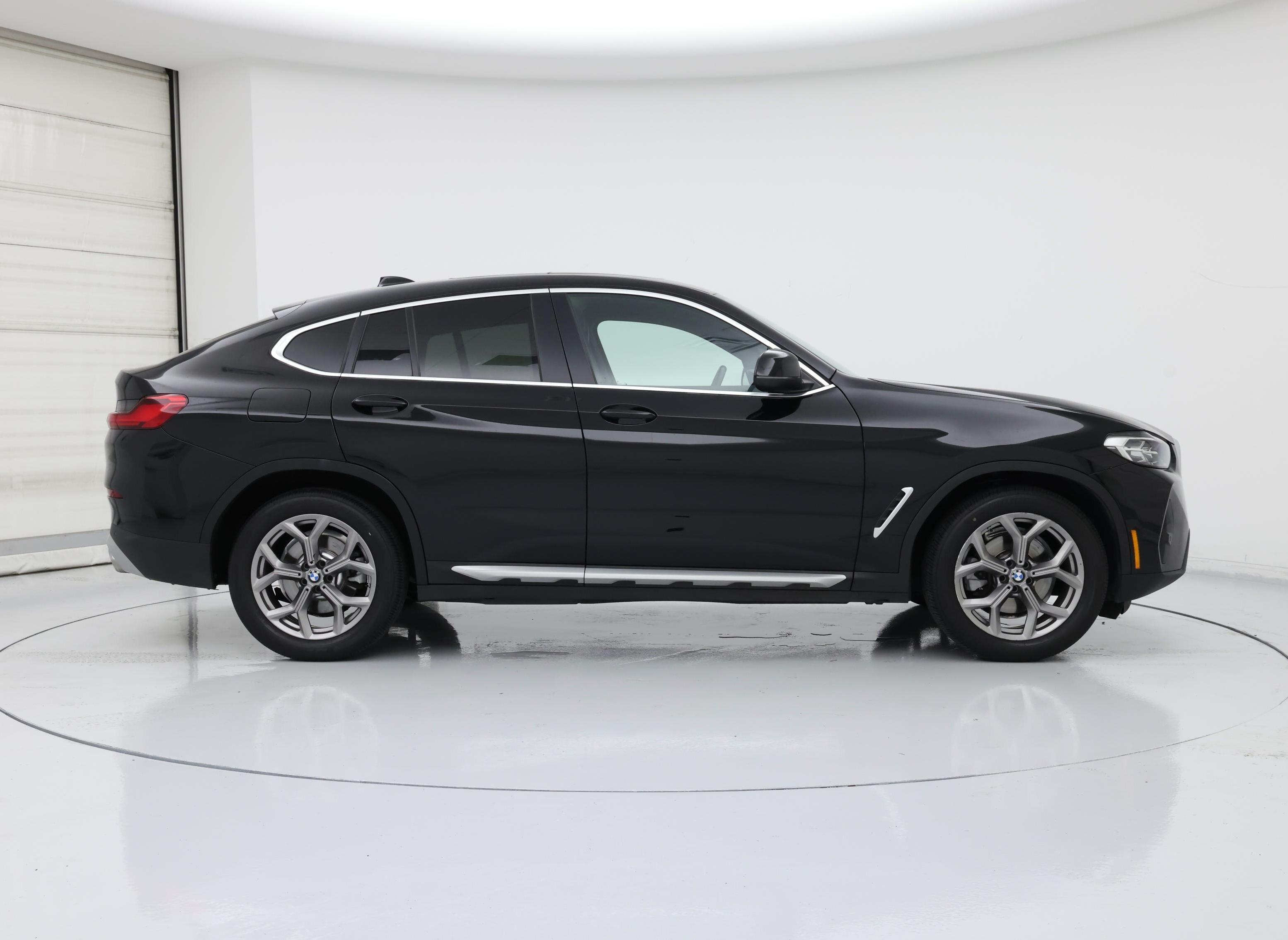 Thumbnail: 2022 BMW X4 - 7