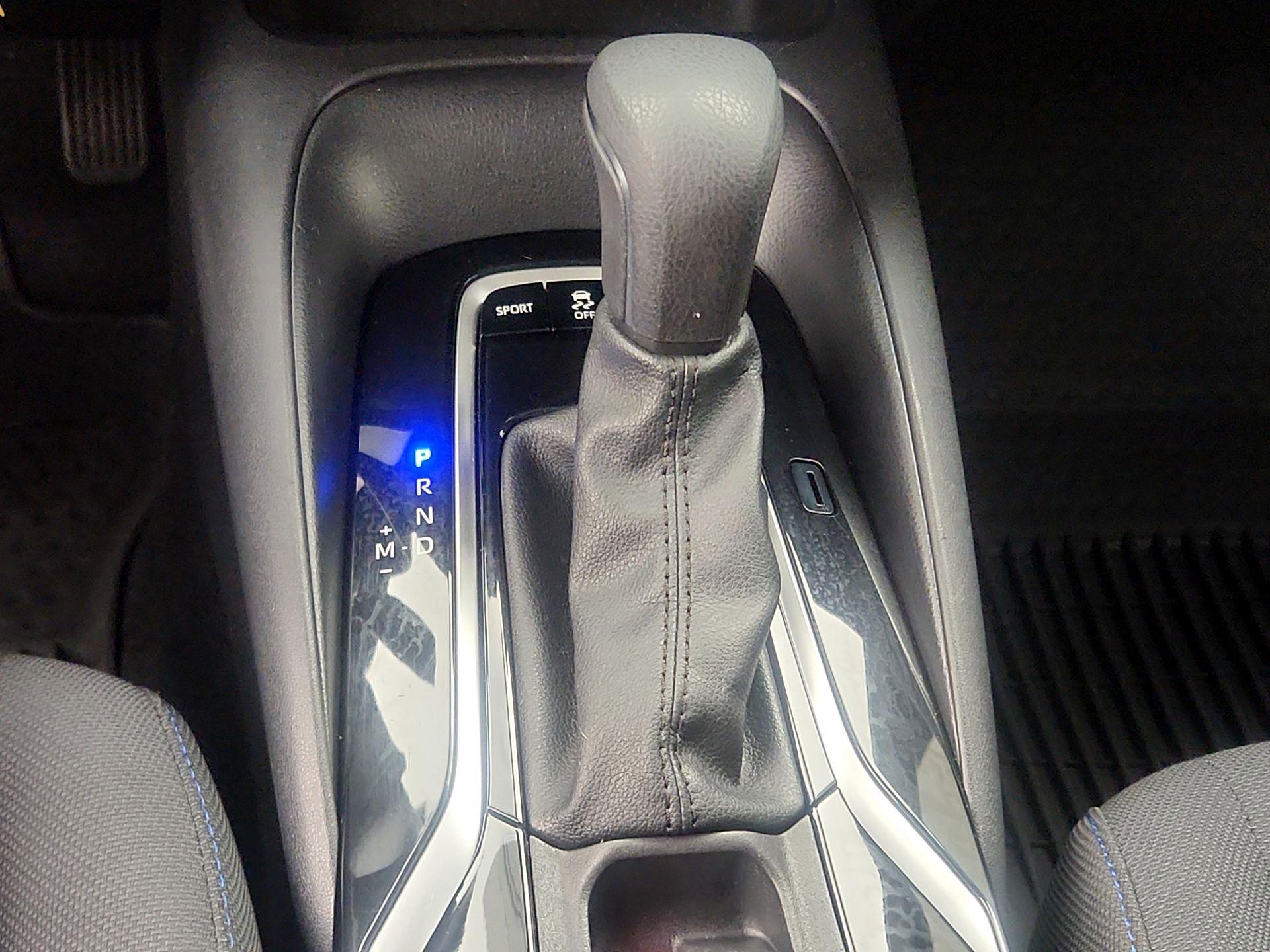 Thumbnail: 2022 Toyota Corolla - 16