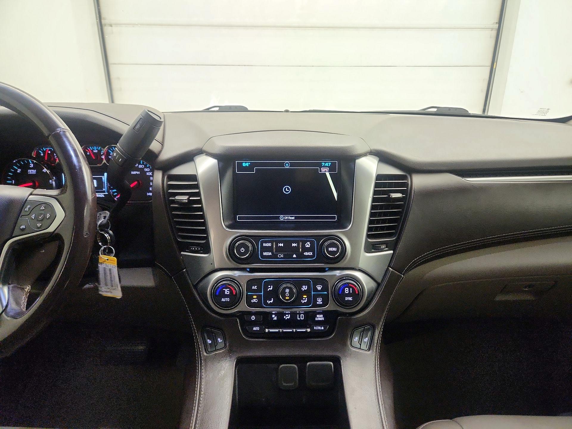 Thumbnail: 2018 Chevrolet Suburban - 9