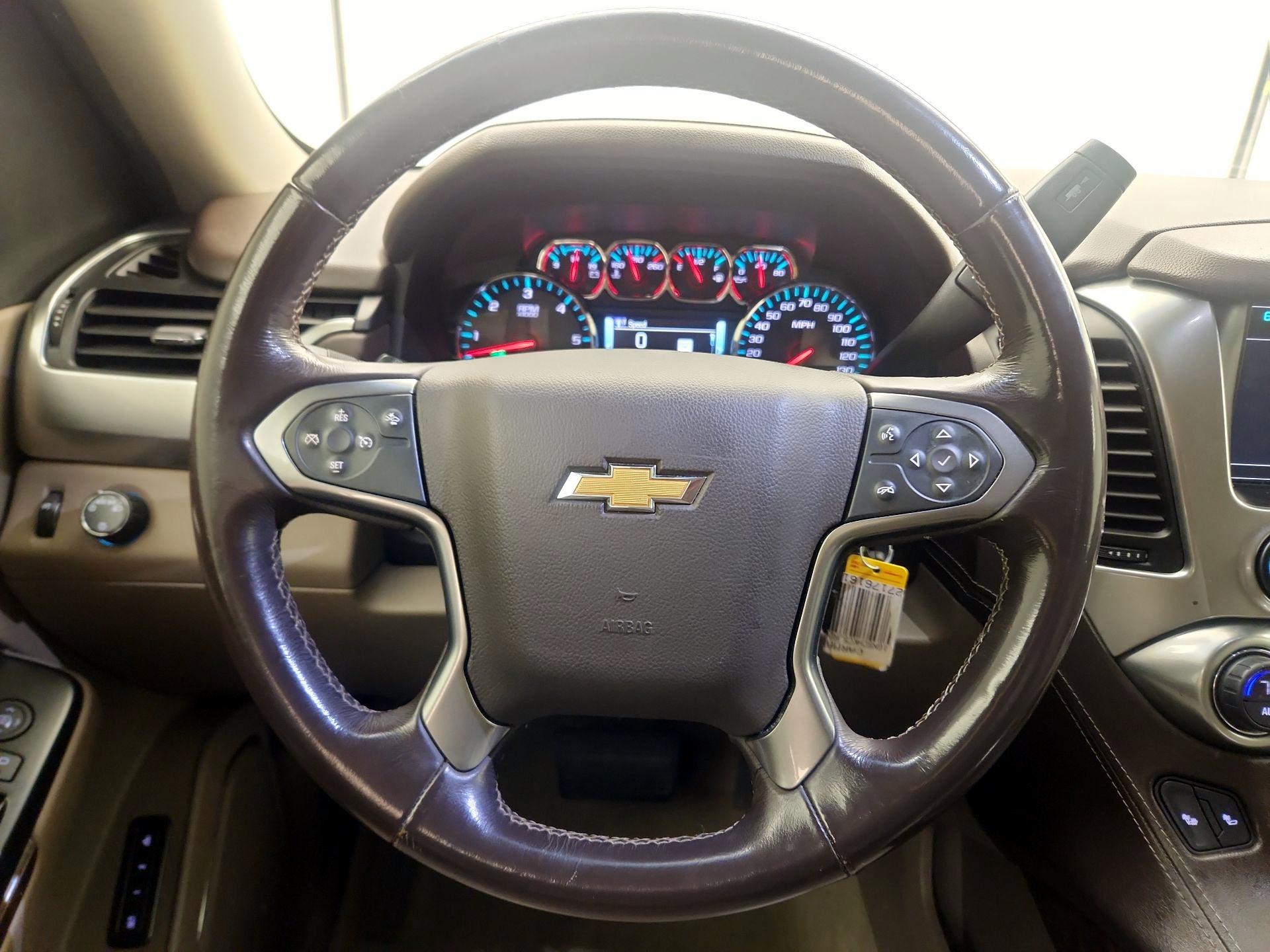 Thumbnail: 2018 Chevrolet Suburban - 10