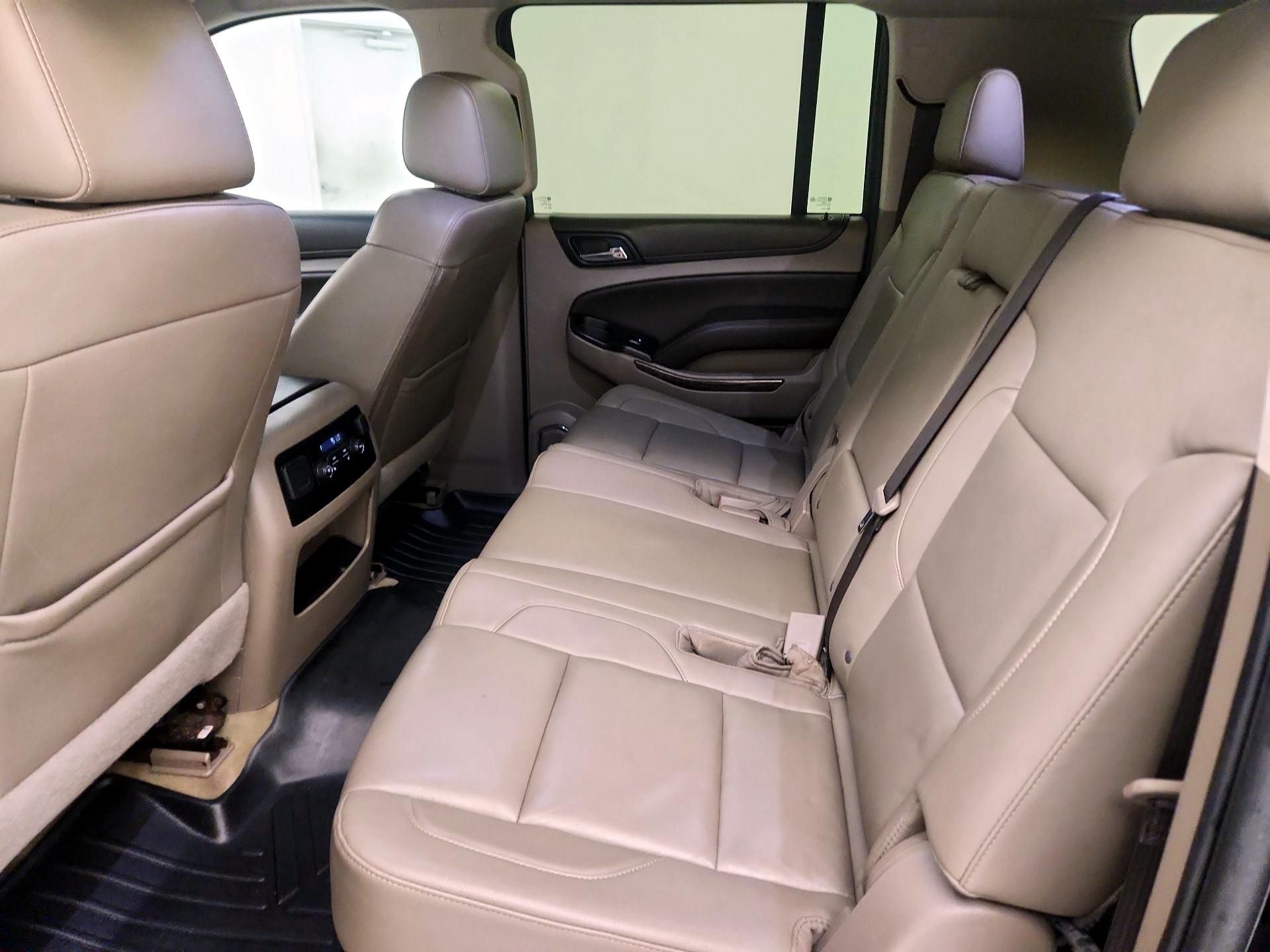 Thumbnail: 2018 Chevrolet Suburban - 20