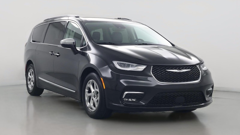 2023 Chrysler Pacifica Limited Hero Image