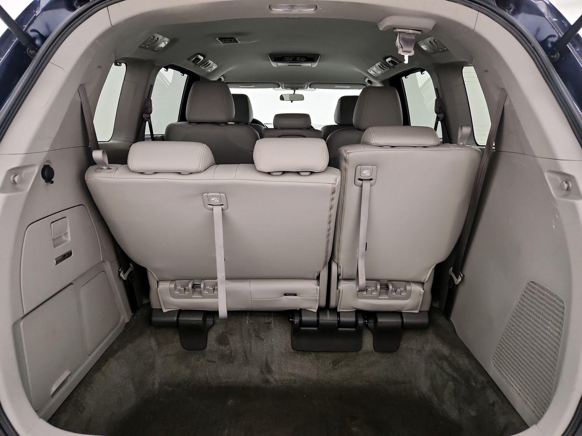 Thumbnail: 2017 Honda Odyssey - 19