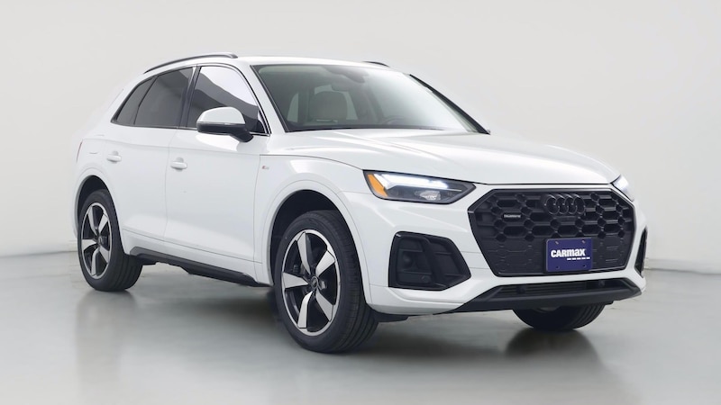 2022 Audi Q5 e Premium Plus Hero Image