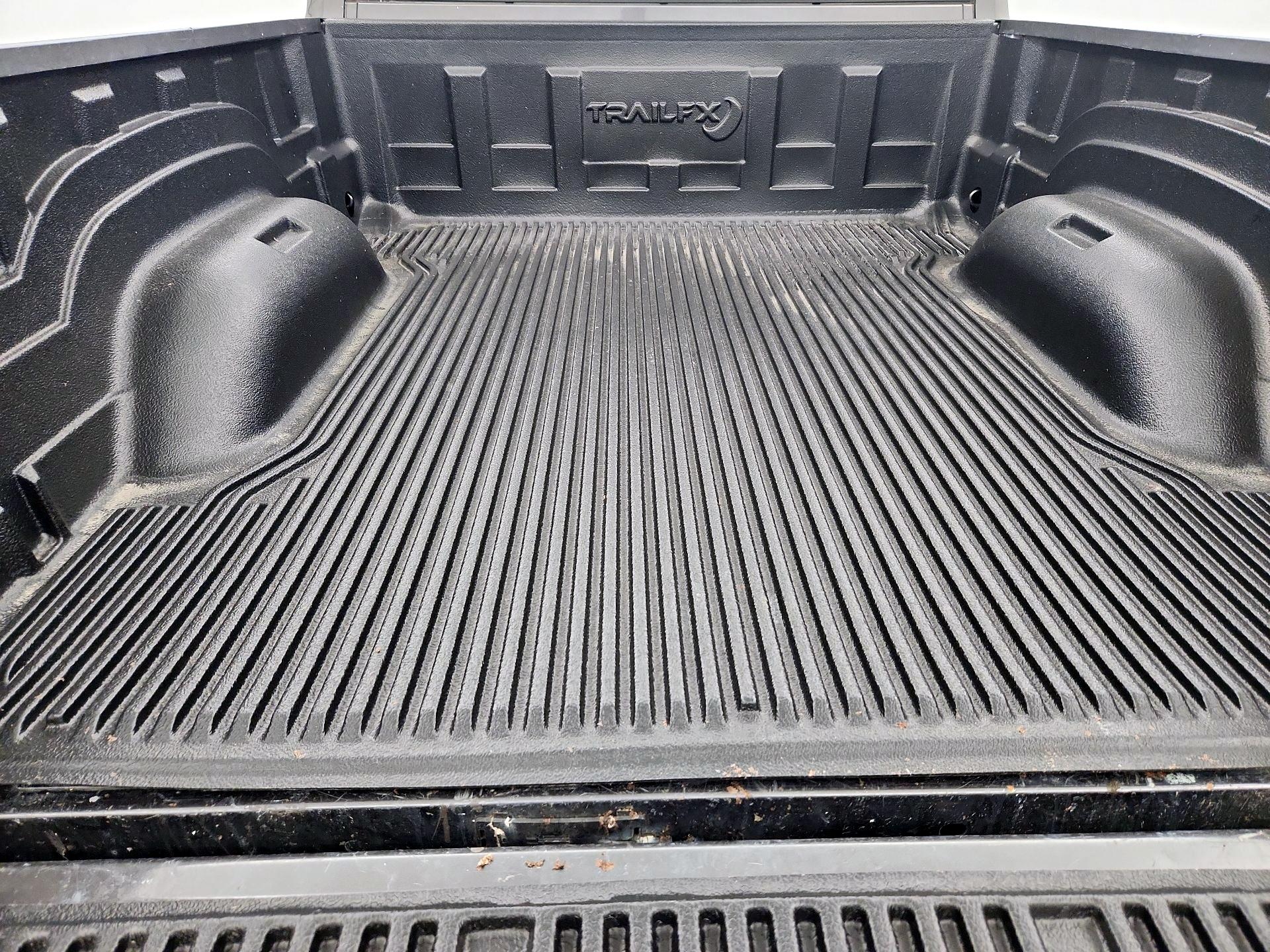 Thumbnail: 2020 RAM 1500 Classic - 20
