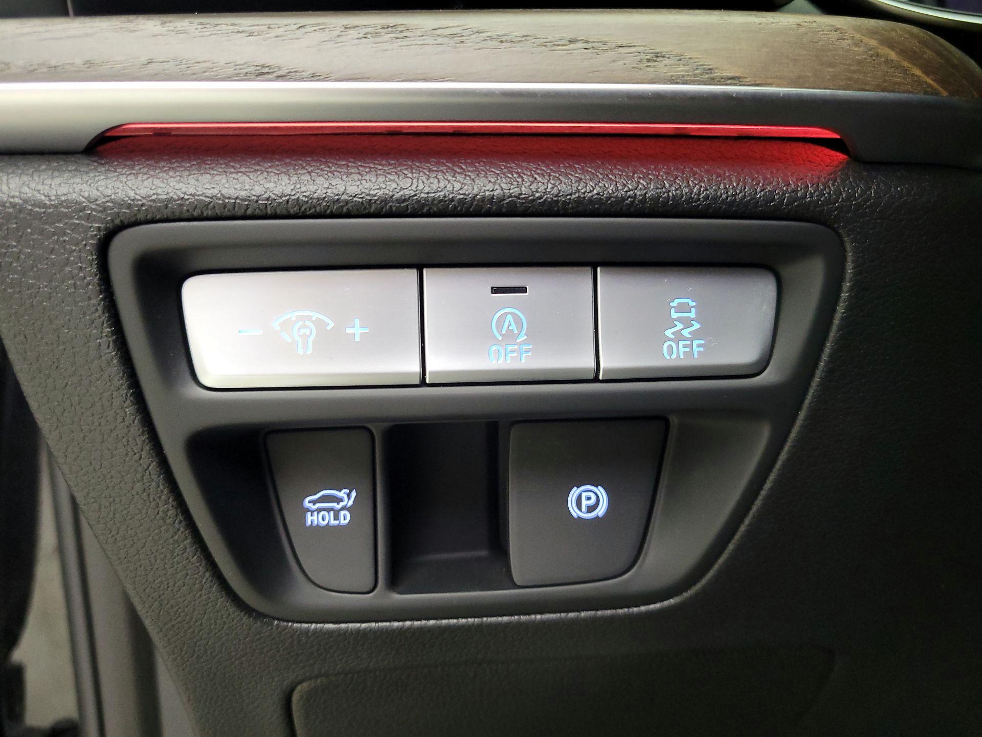 Thumbnail: 2023 Genesis G80 - 13