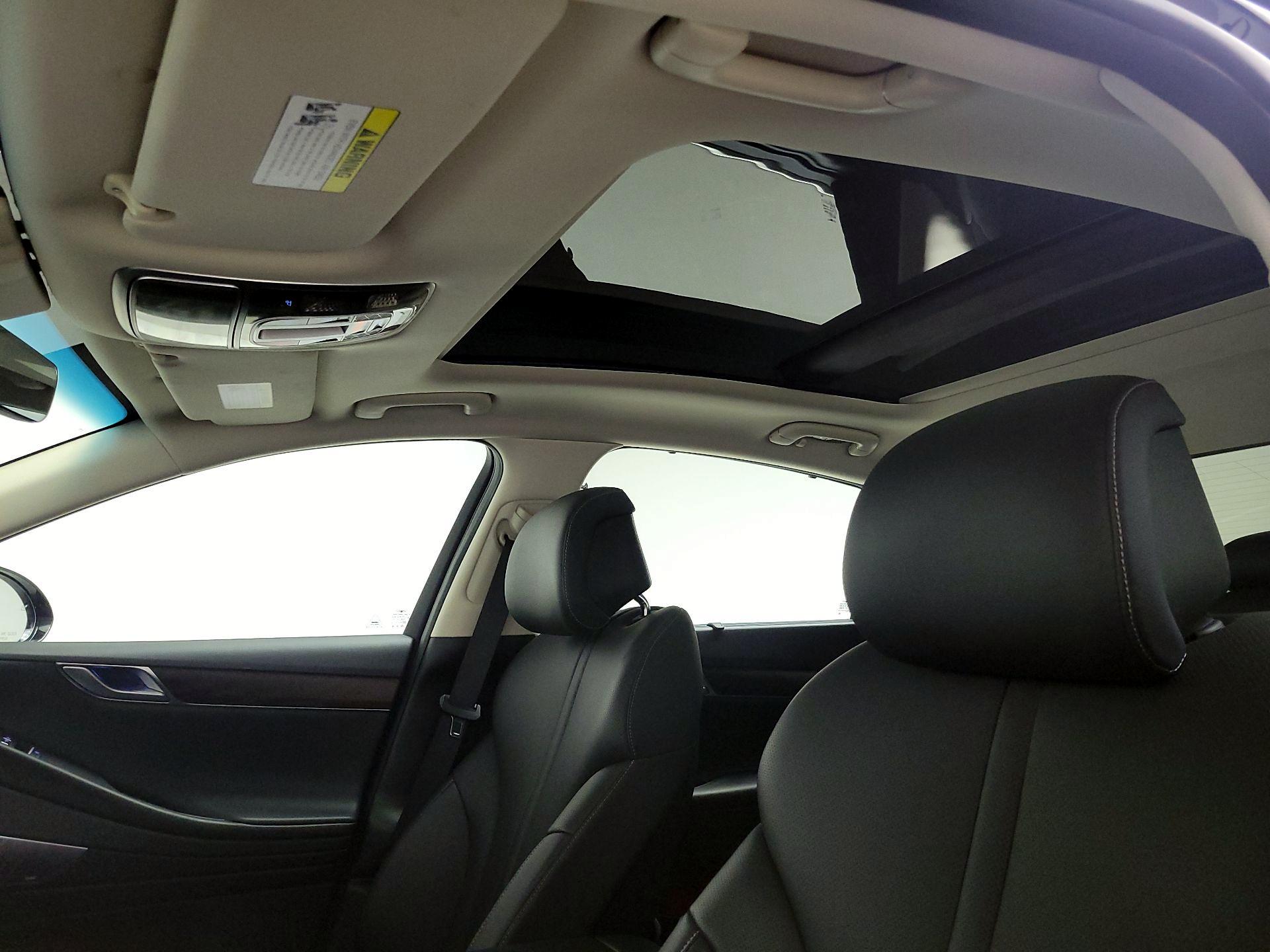 Thumbnail: 2023 Genesis G80 - 20