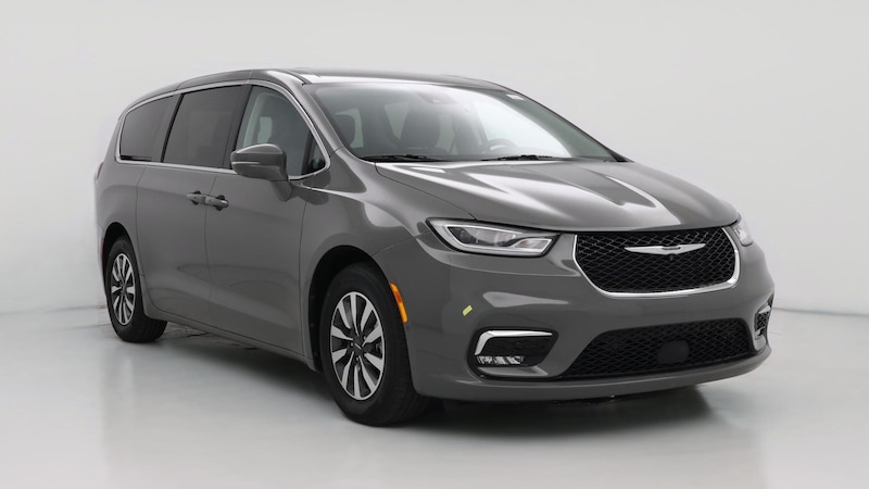 2022 Chrysler Pacifica Hybrid Touring L Hero Image