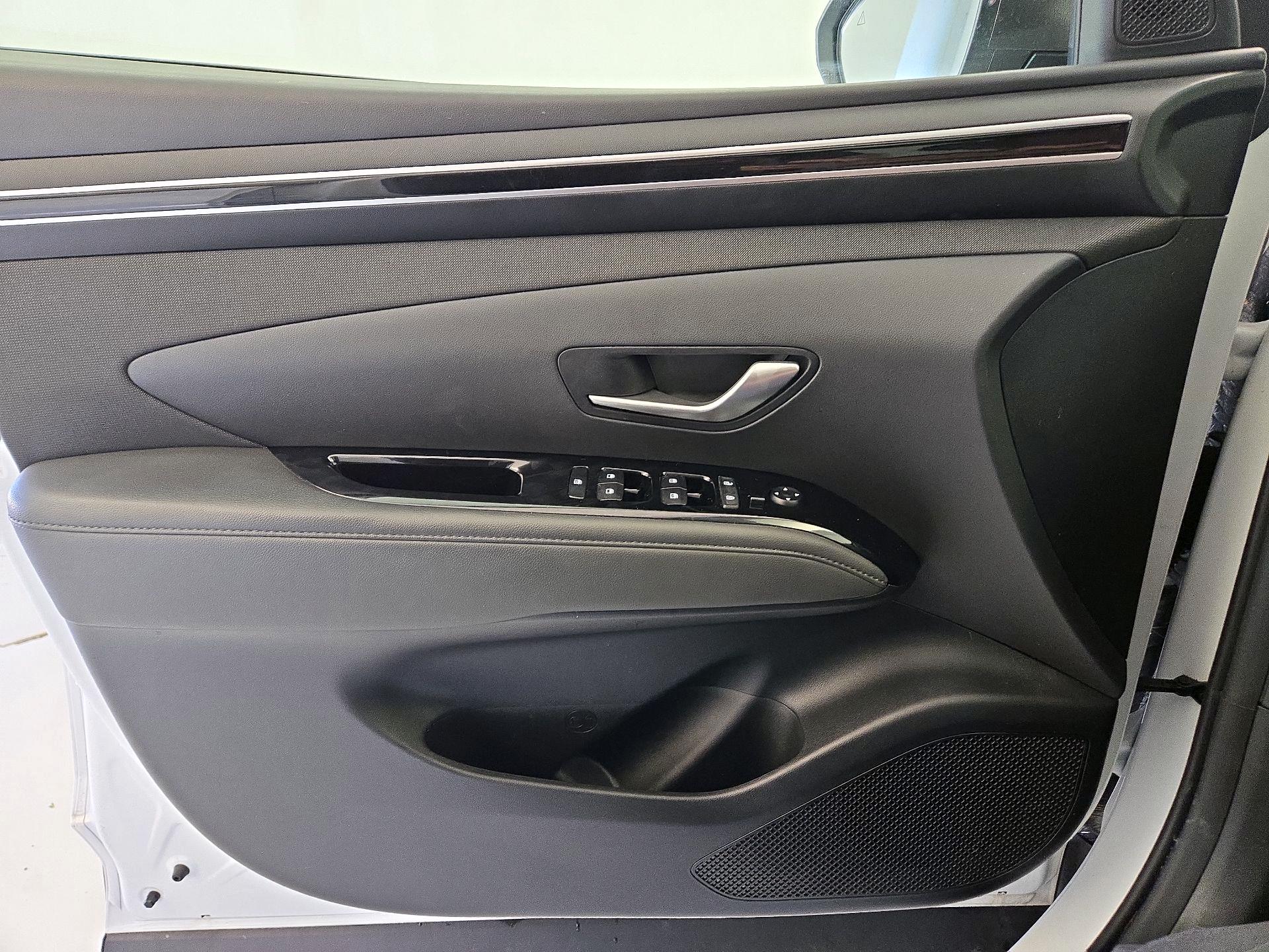 Thumbnail: 2022 Hyundai Tucson - 12