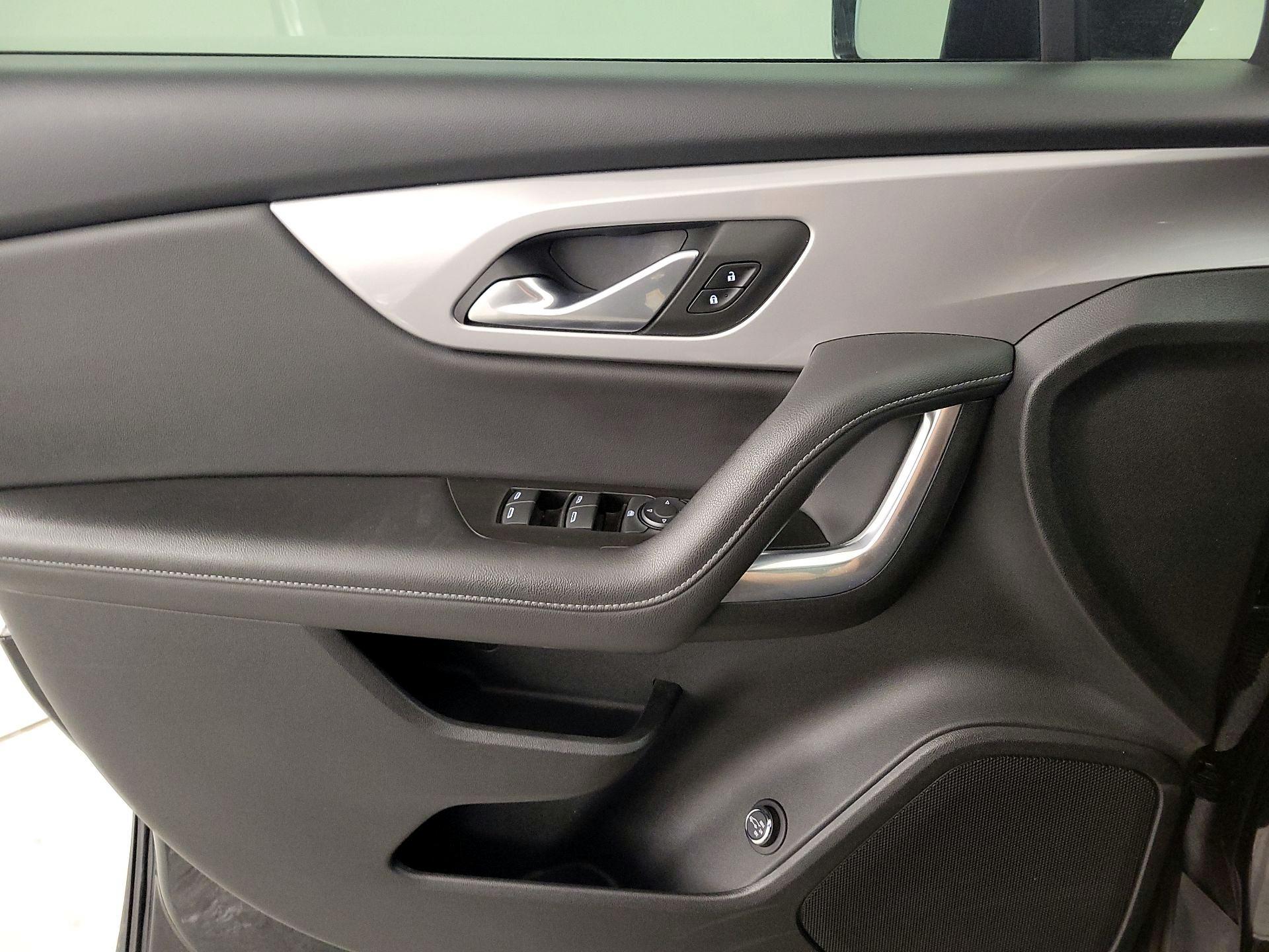 Thumbnail: 2022 Chevrolet Blazer - 12