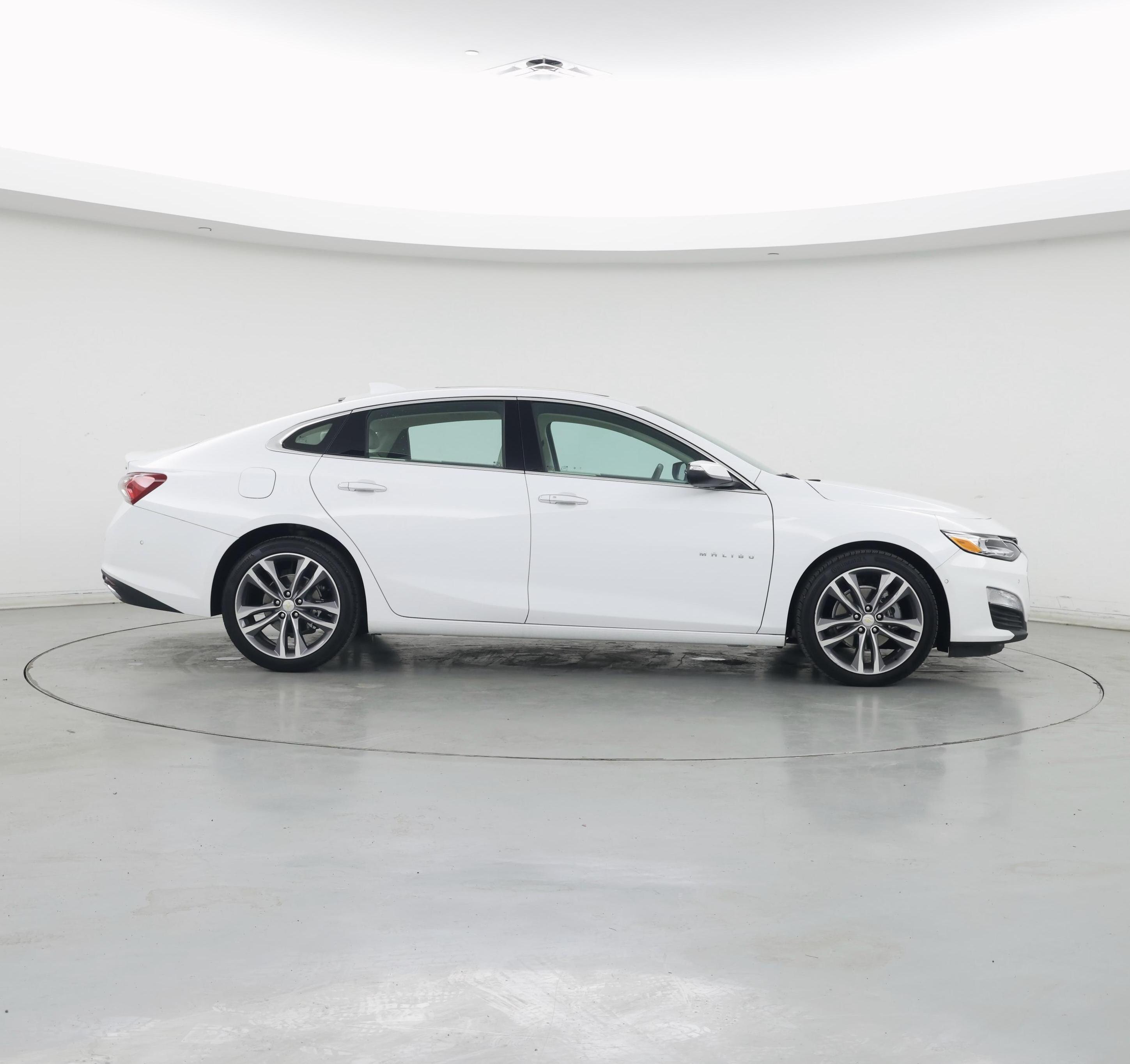 Thumbnail: 2022 Chevrolet Malibu - 7