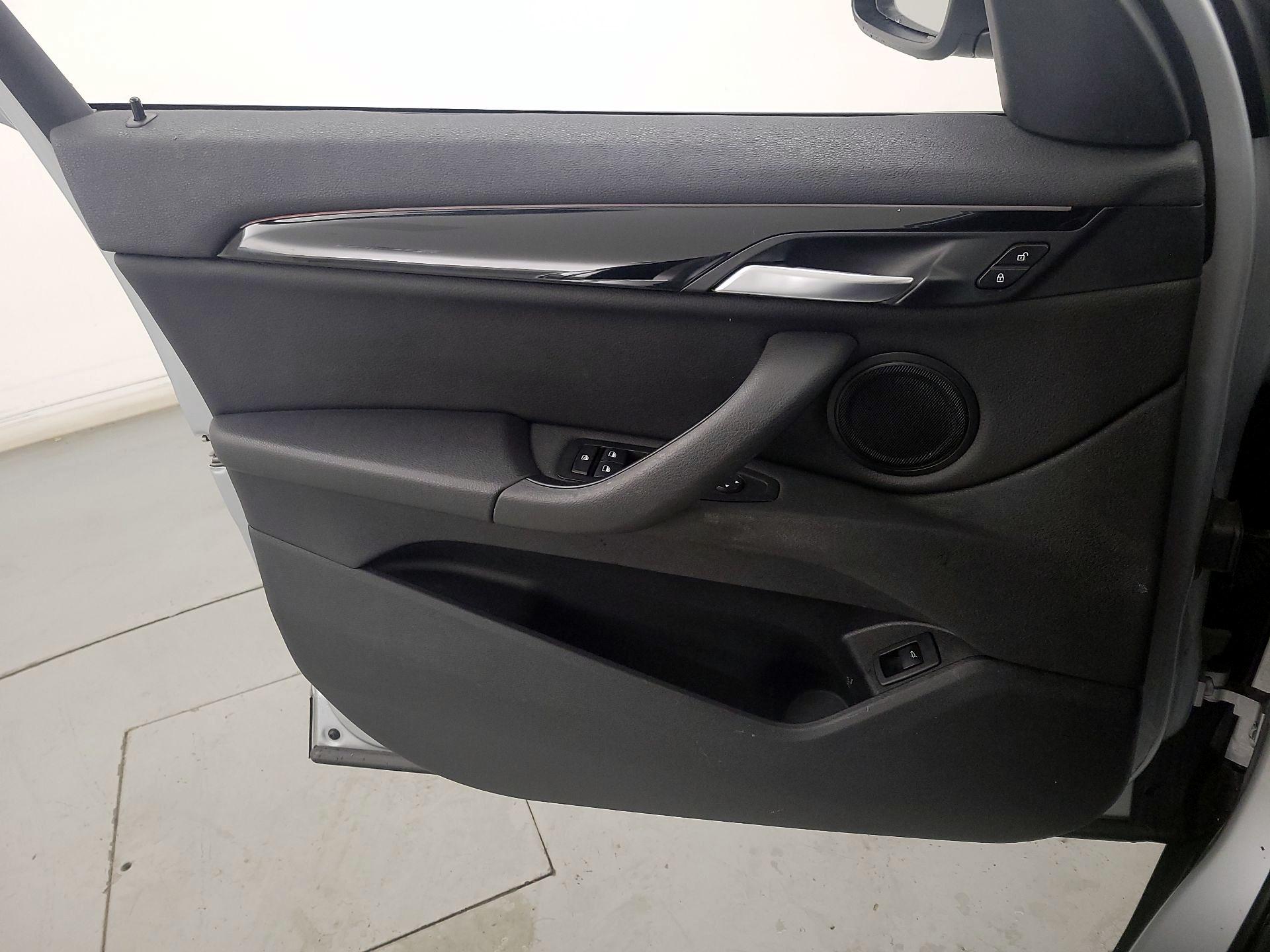 Thumbnail: 2019 BMW X1 - 12