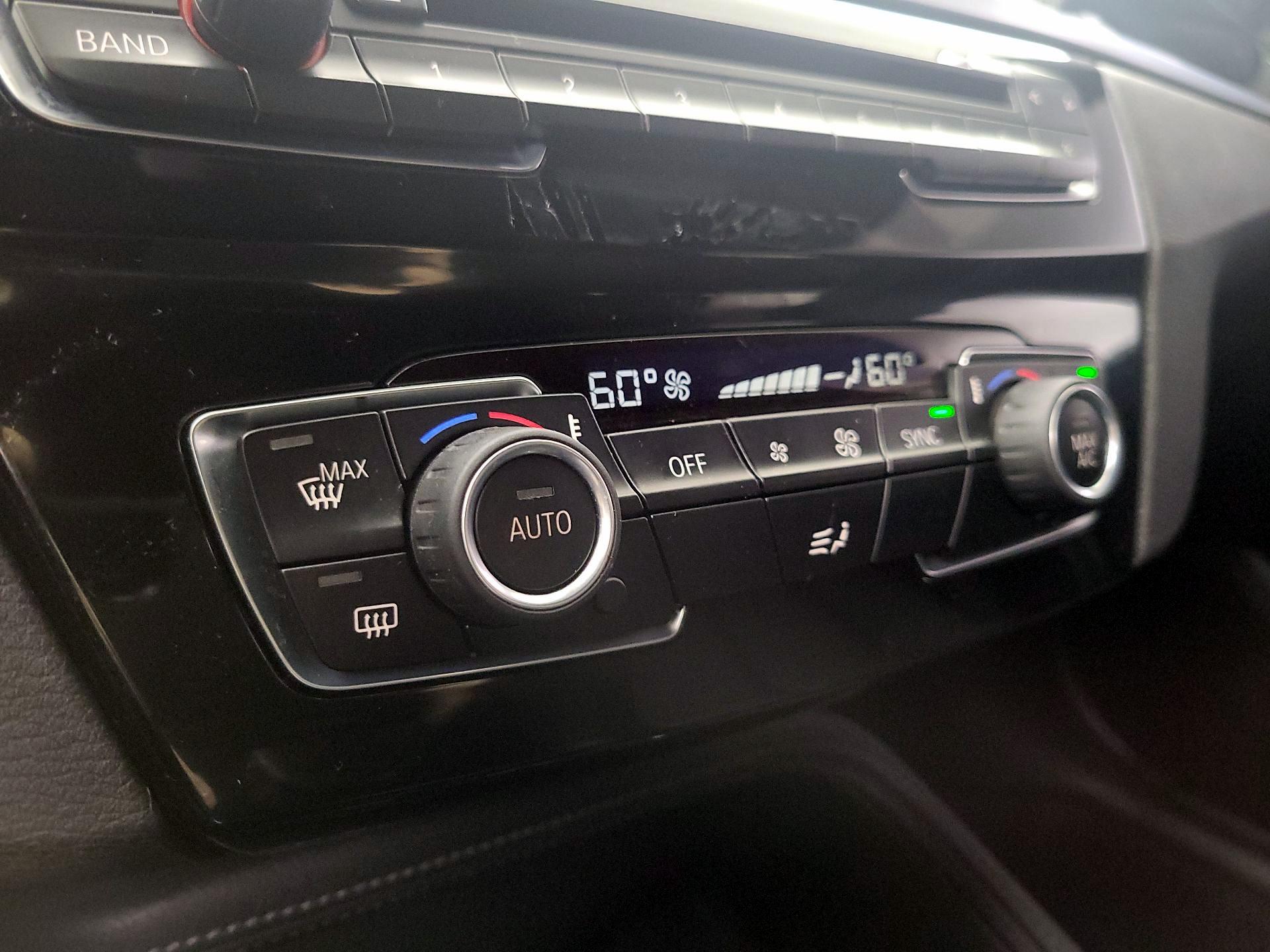 Thumbnail: 2019 BMW X1 - 16