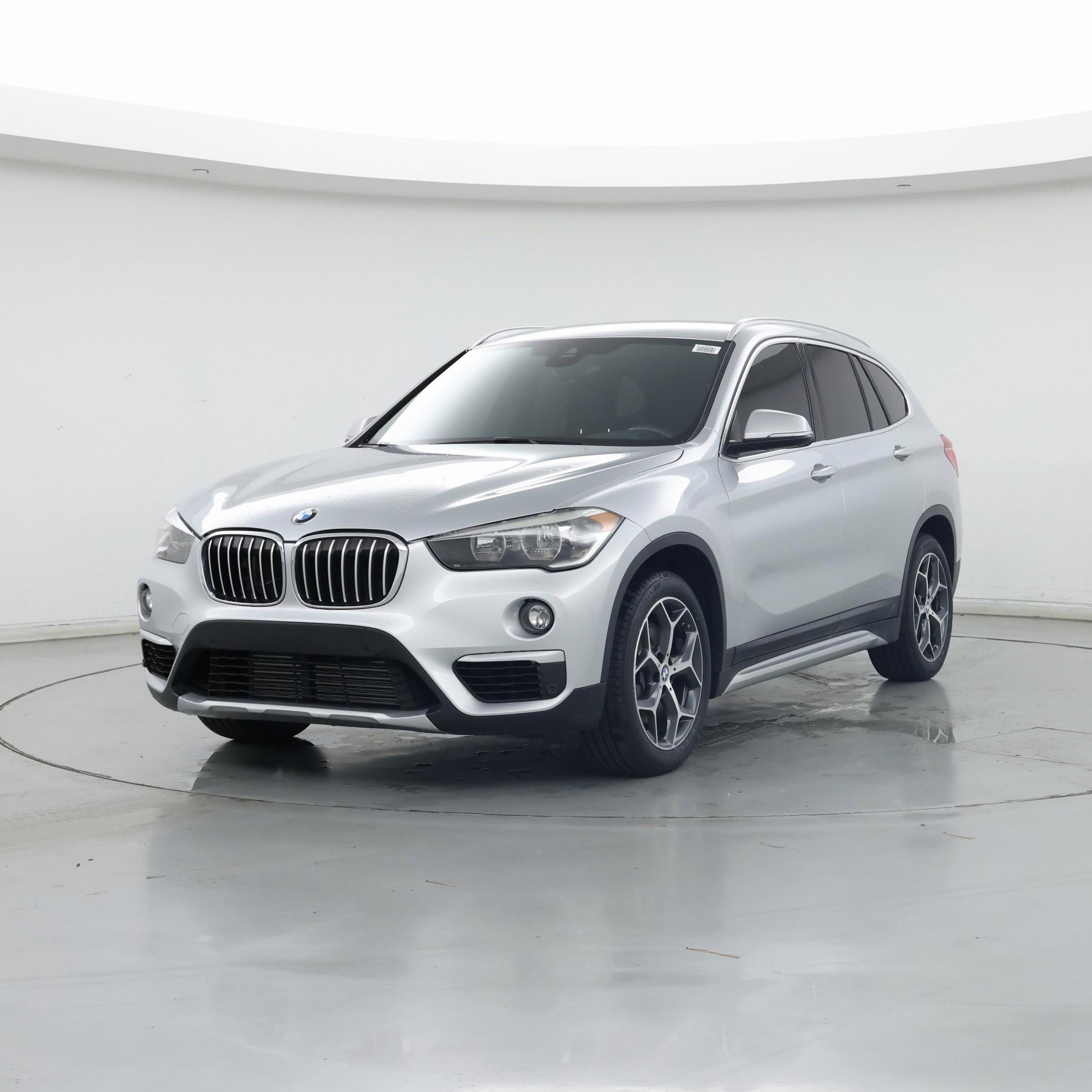 Thumbnail: 2019 BMW X1 - 4