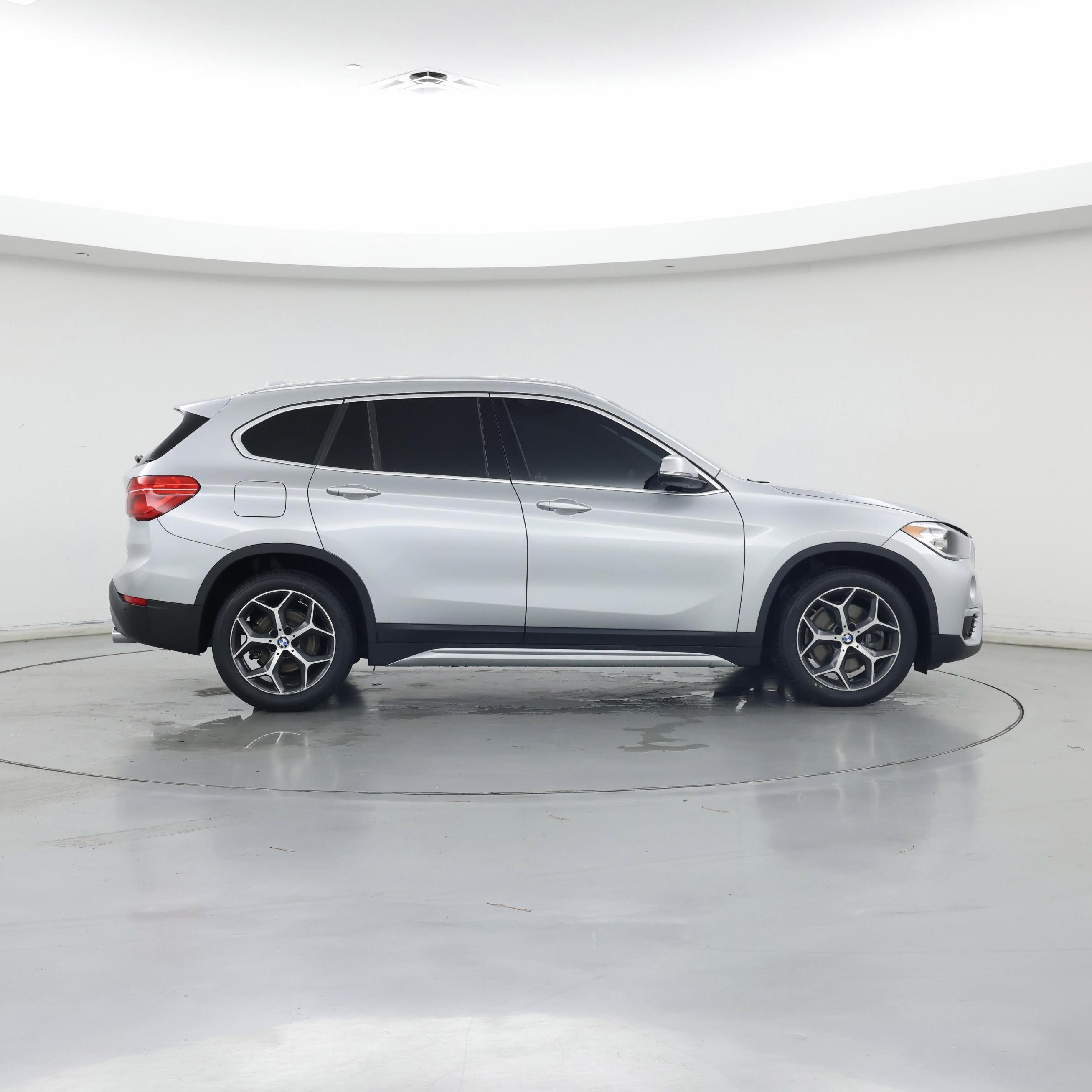 Thumbnail: 2019 BMW X1 - 7