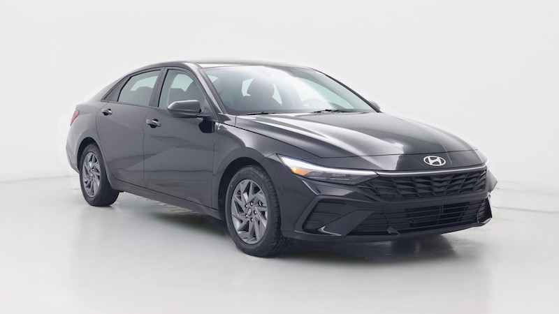 2024 Hyundai Elantra SEL Hero Image