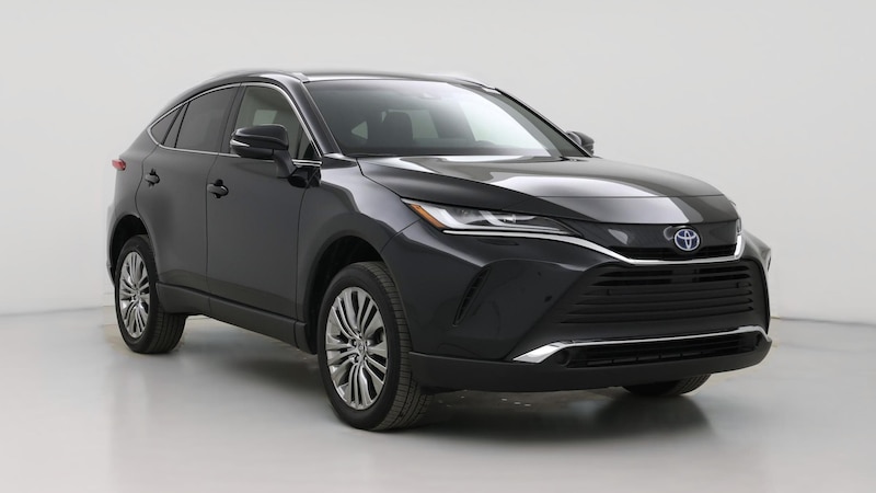 2022 Toyota Venza LE Hero Image
