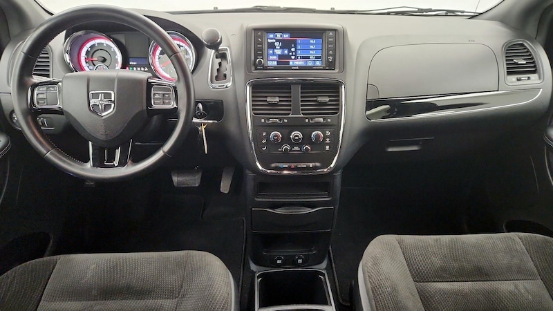 2018 Dodge Grand Caravan SE 9
