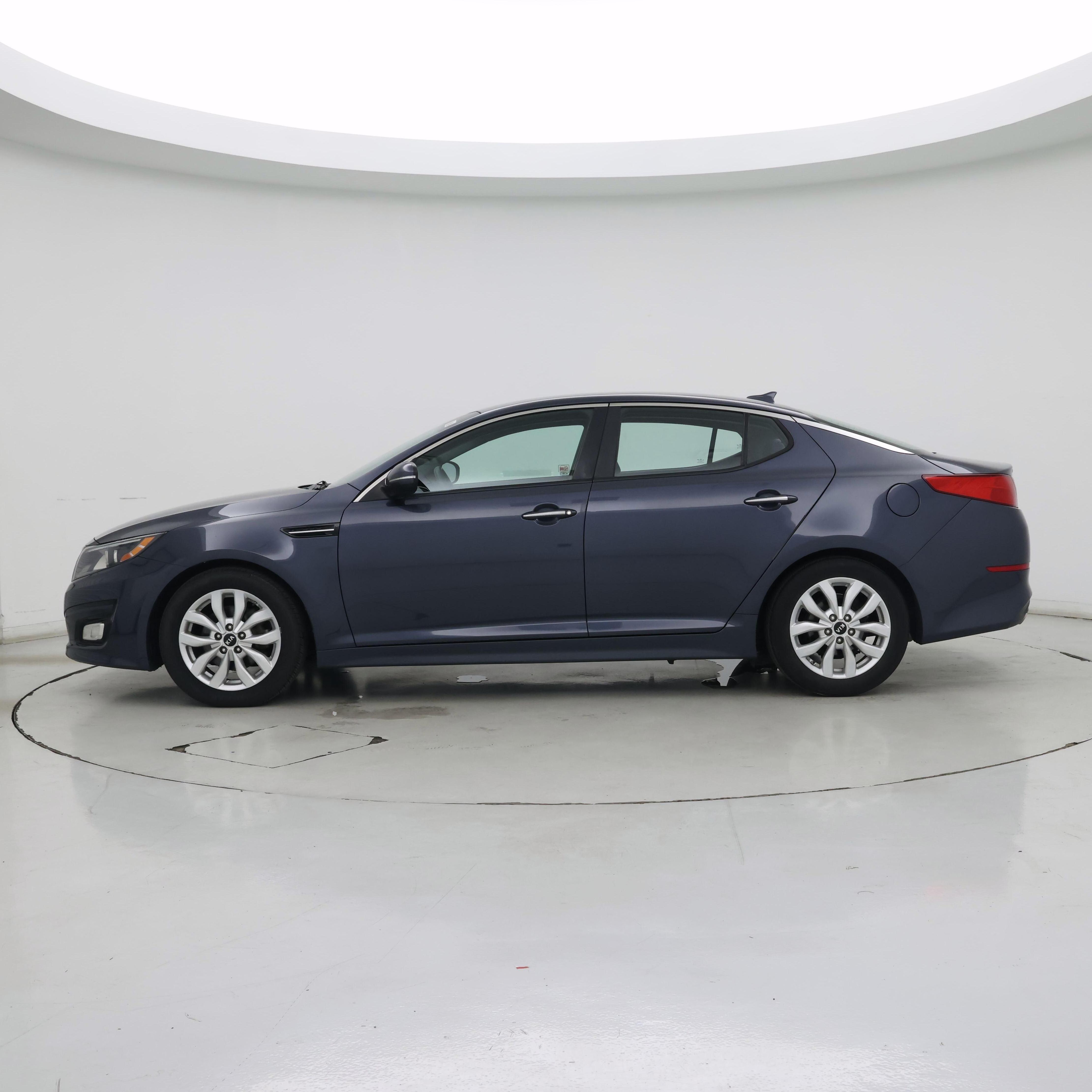 Thumbnail: 2015 Kia Optima - 3
