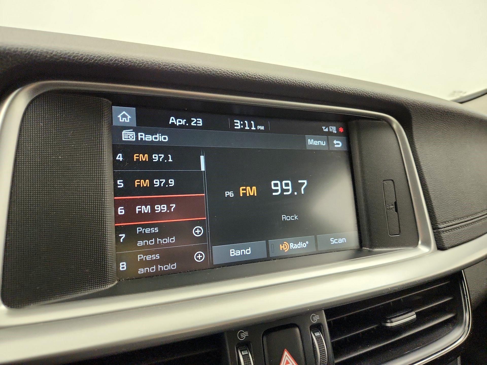 Thumbnail: 2019 Kia Optima - 16