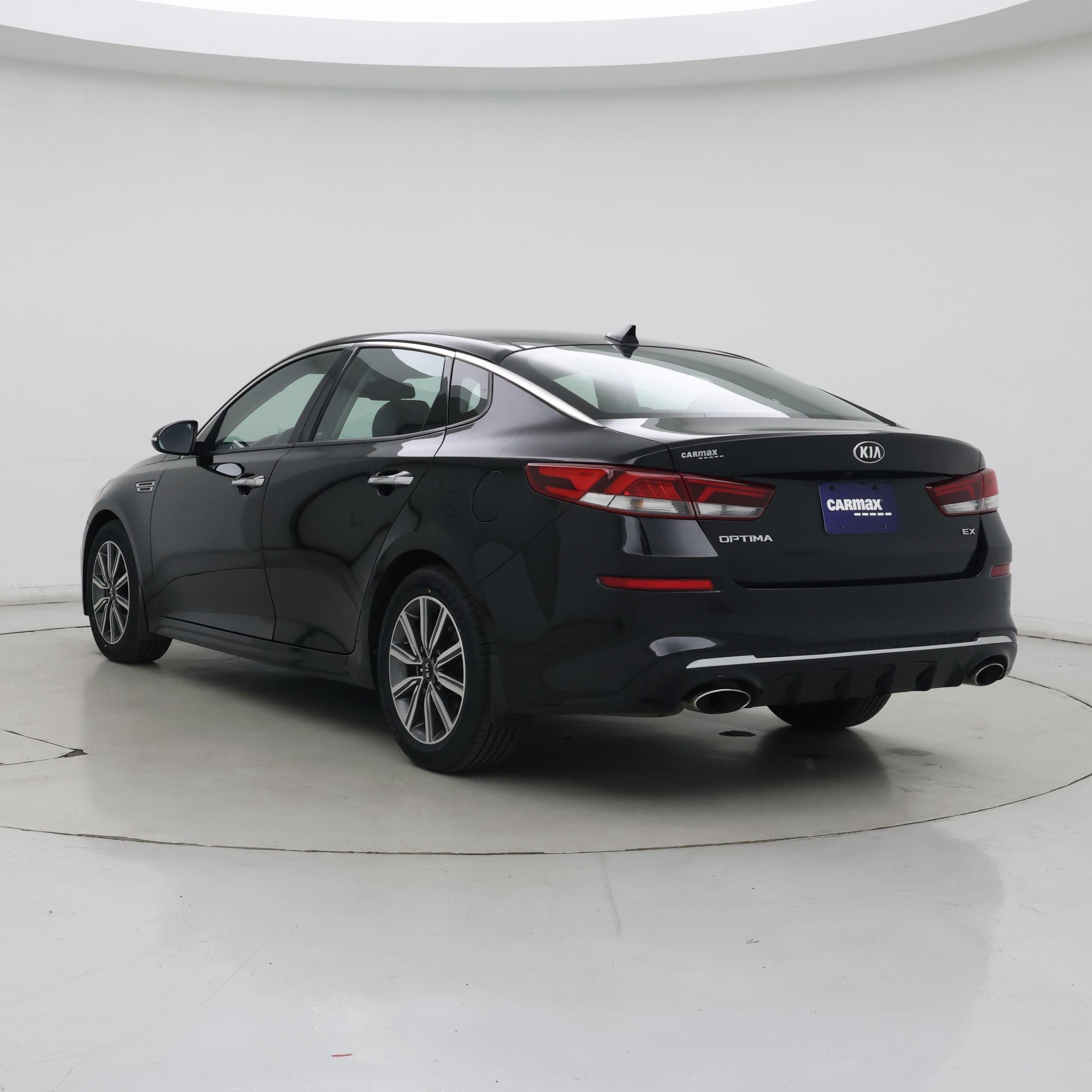Thumbnail: 2019 Kia Optima - 2