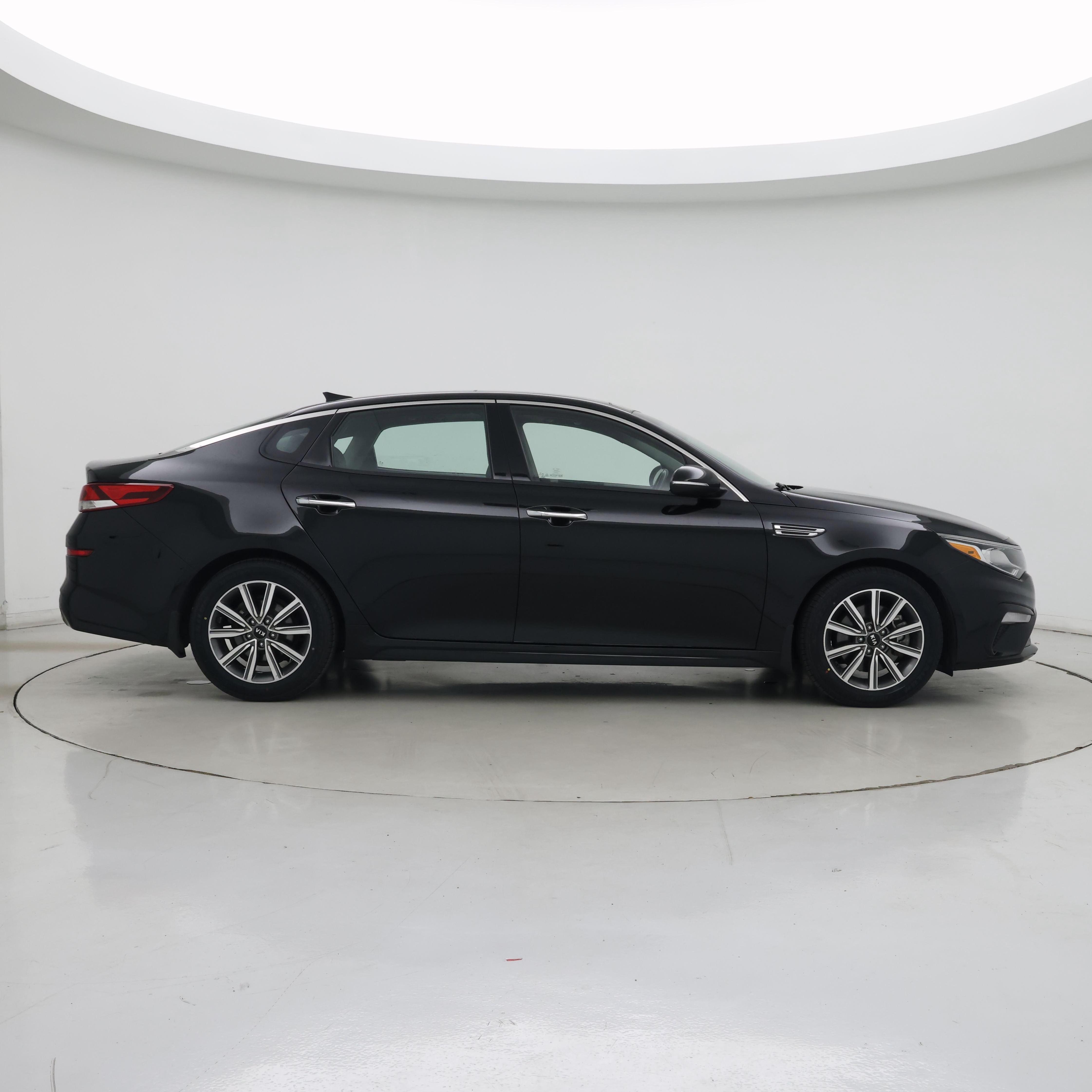 Thumbnail: 2019 Kia Optima - 7
