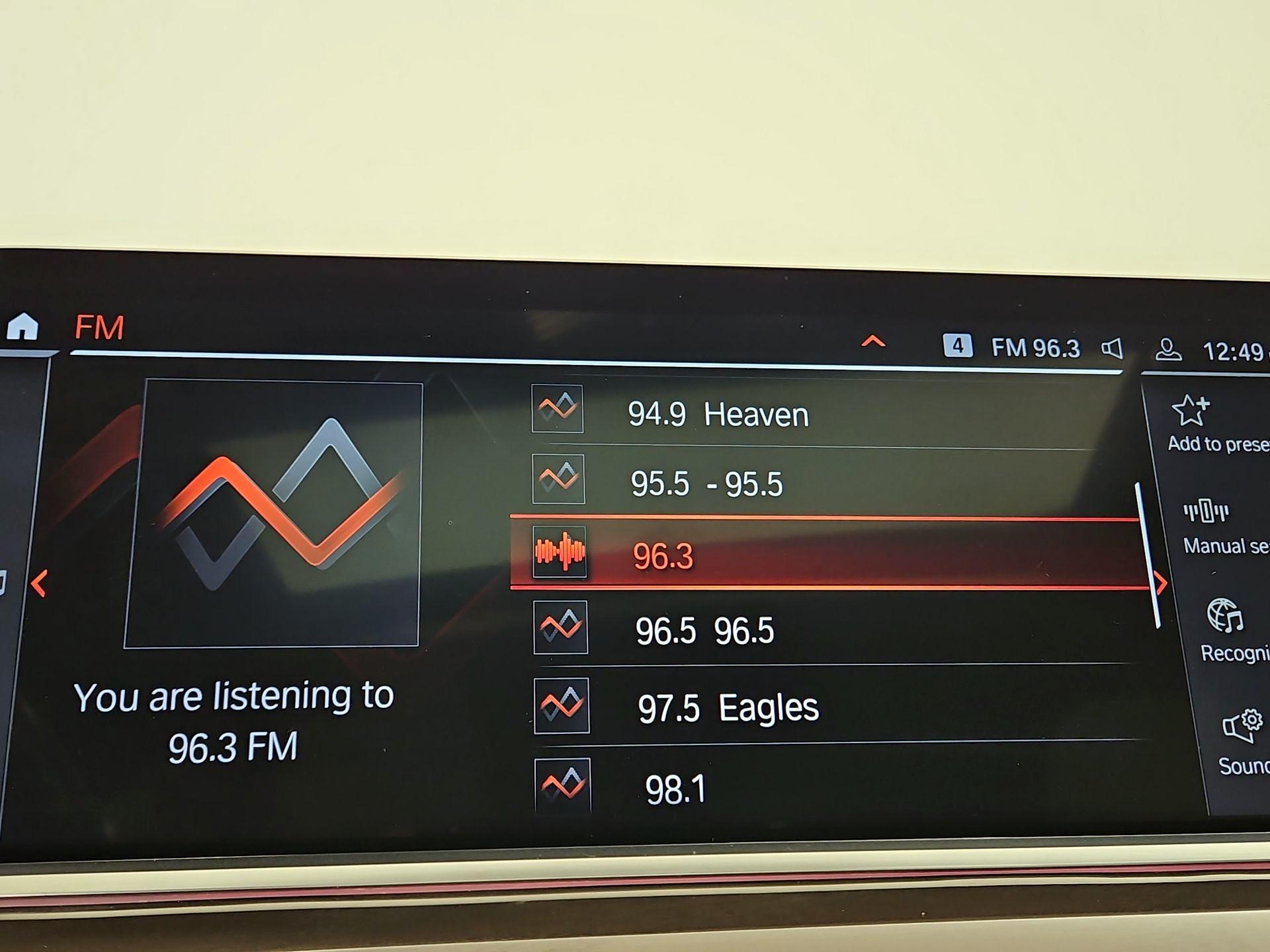 Thumbnail: 2022 BMW X5 - 16