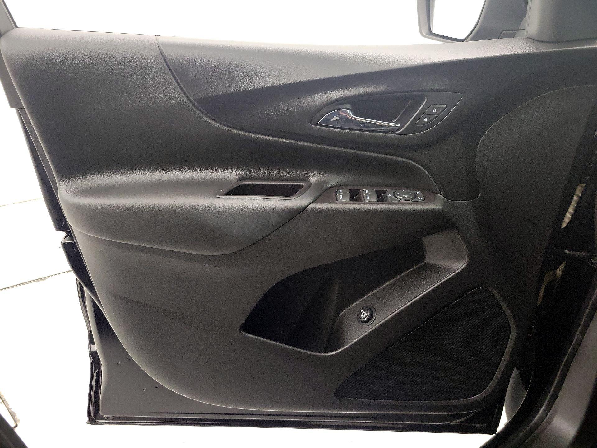 Thumbnail: 2021 Chevrolet Equinox - 12