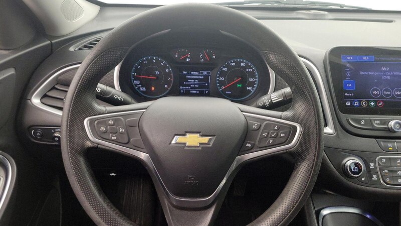 2022 Chevrolet Malibu LT 10