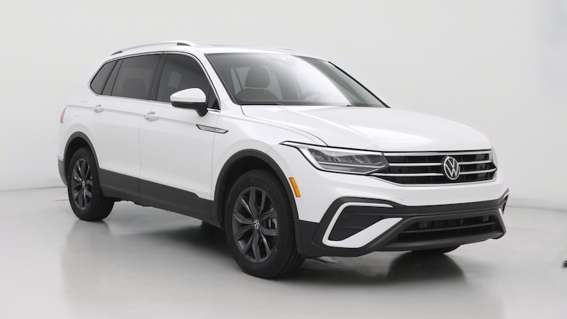 2023 Volkswagen Tiguan SE Hero Image
